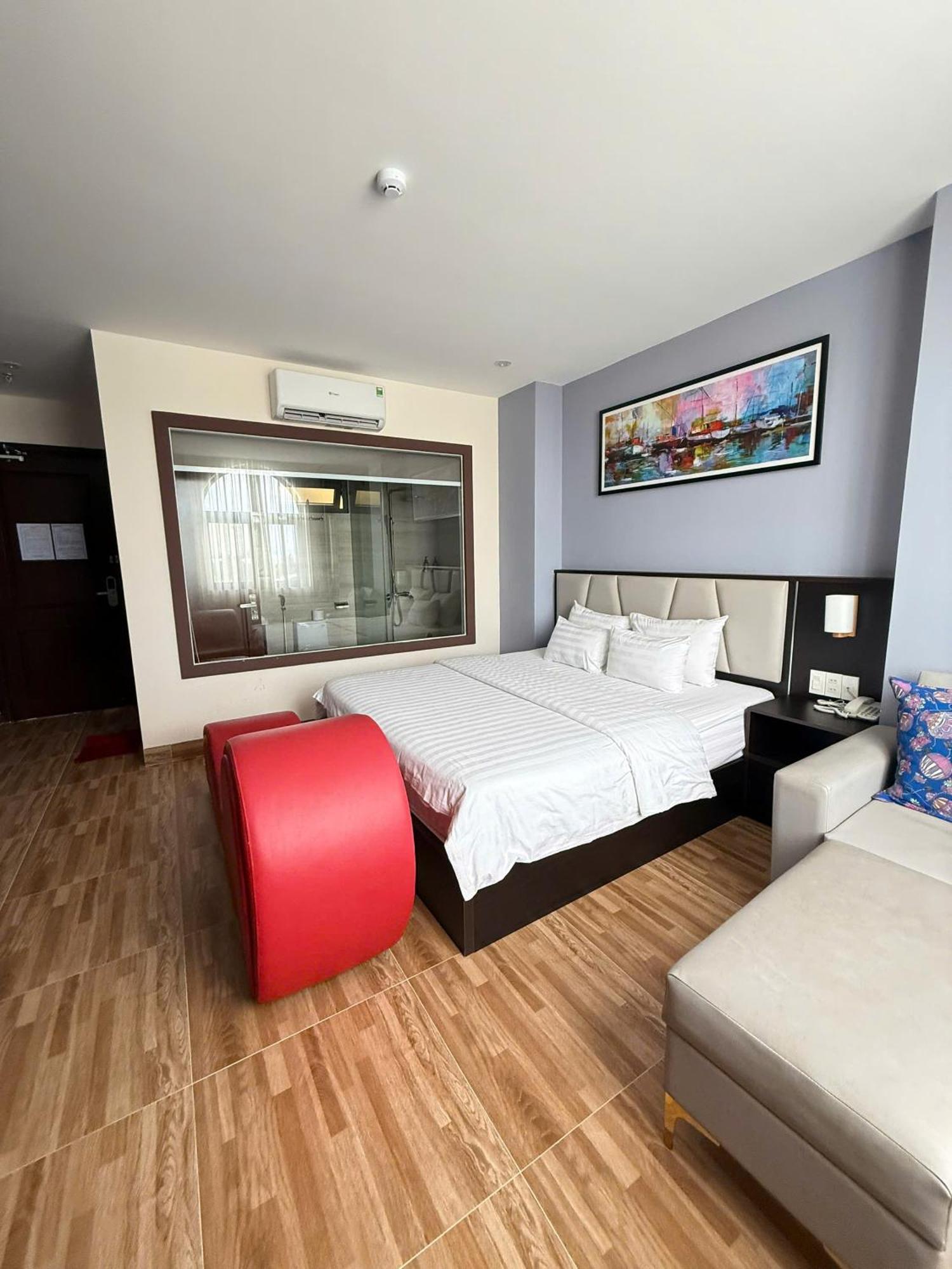 Suite Nhìn Ra Thành Phố