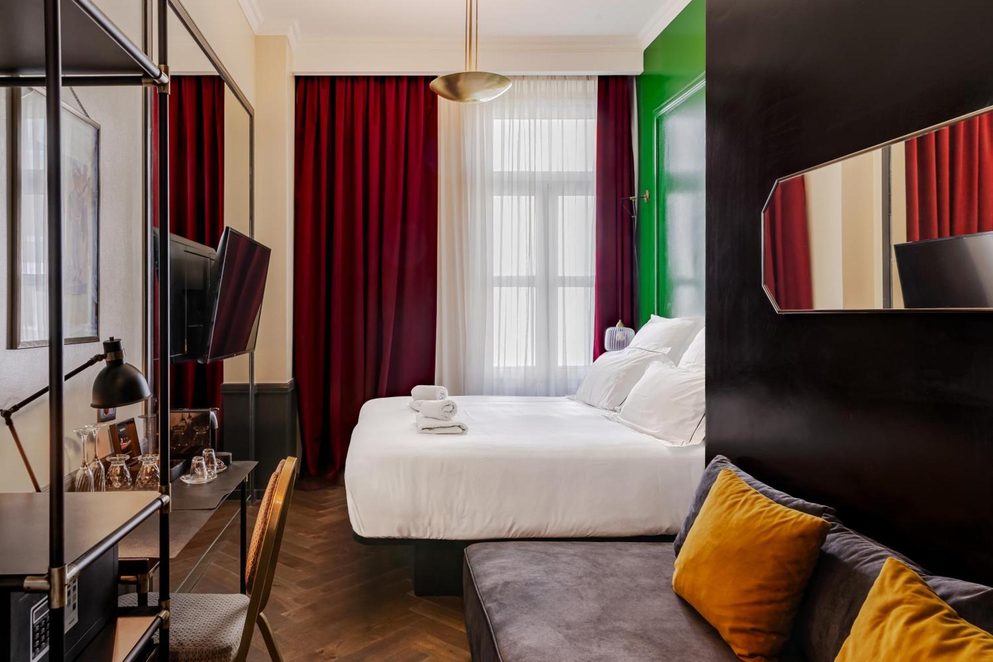 Urban Room