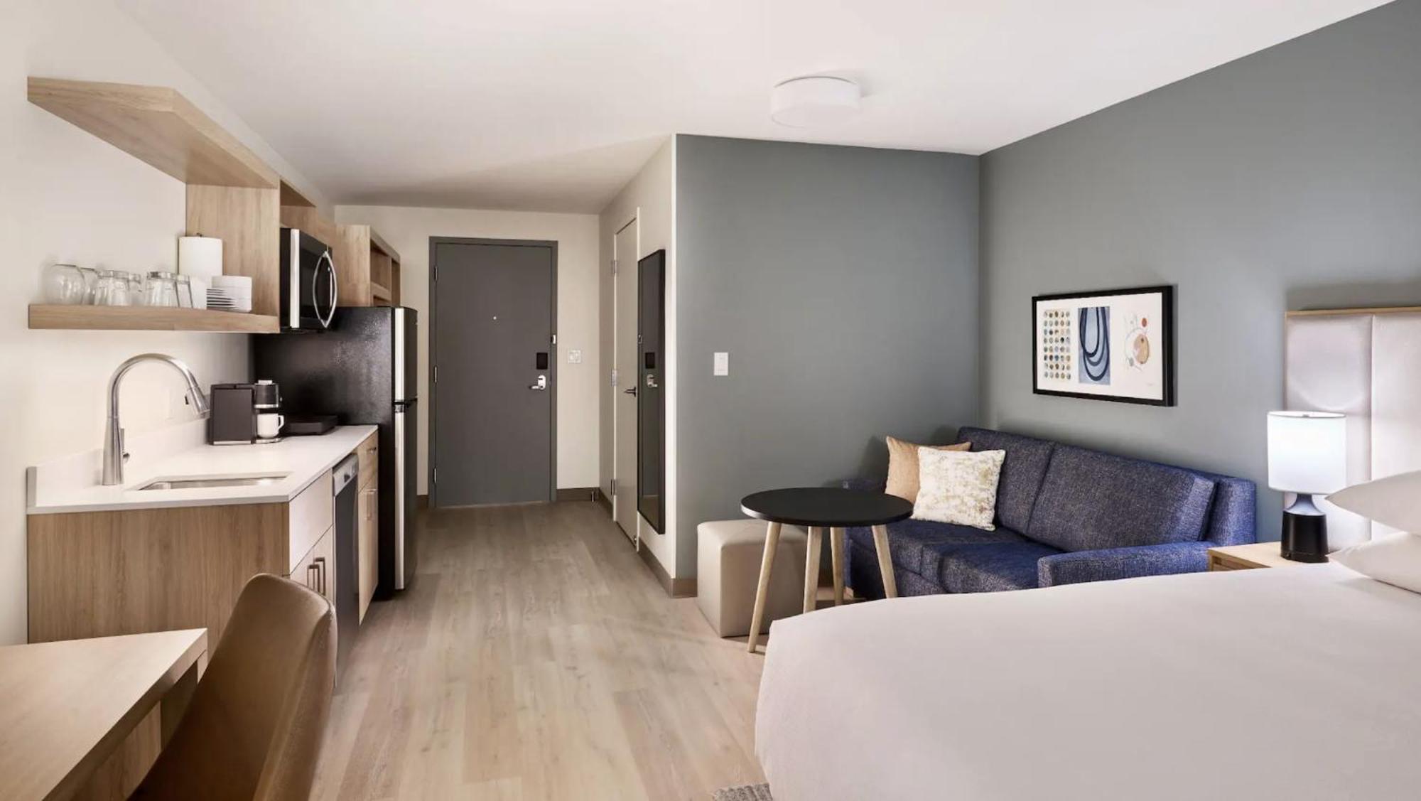King Studio Suite