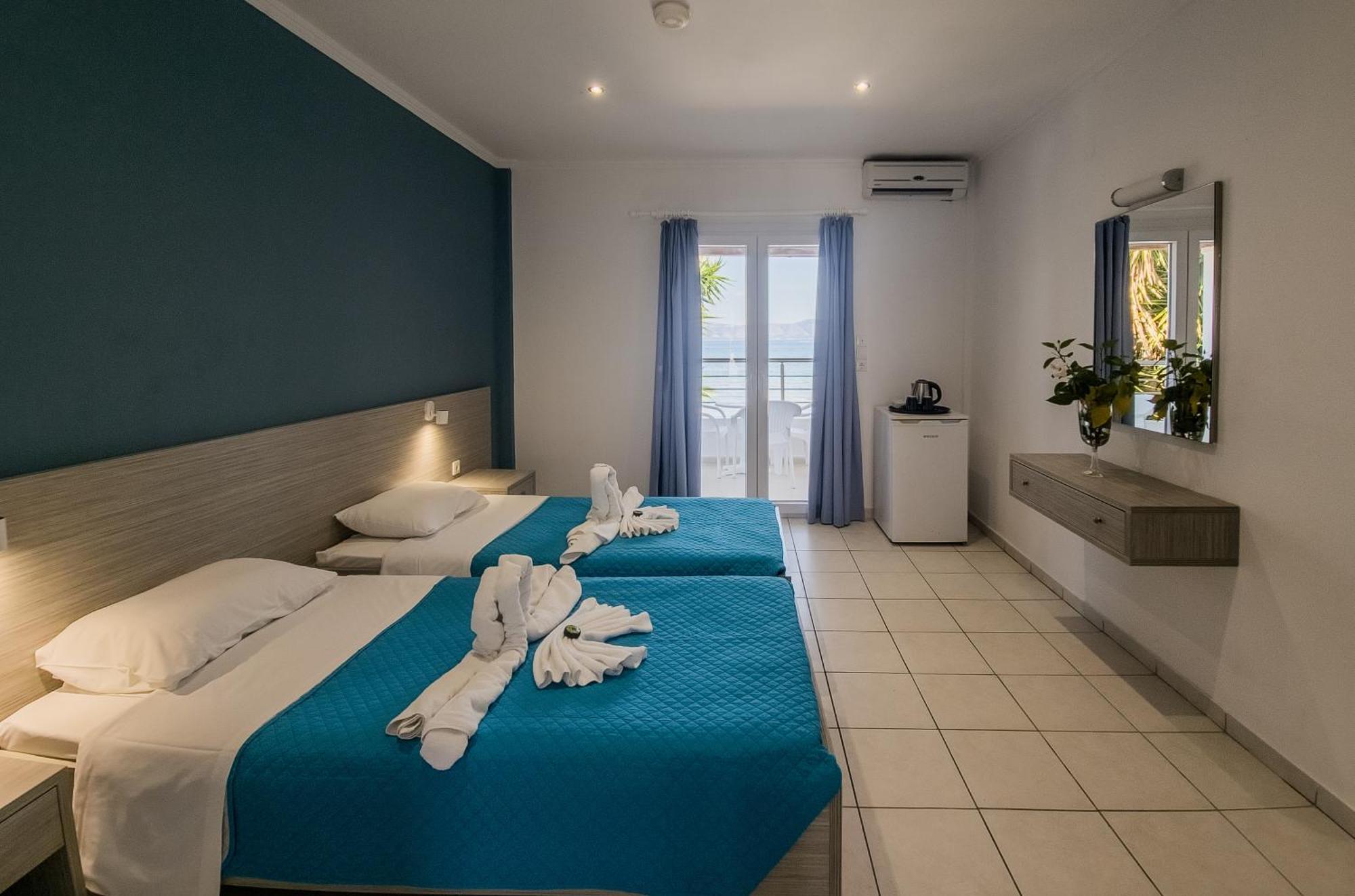 Twin Room with Sea View