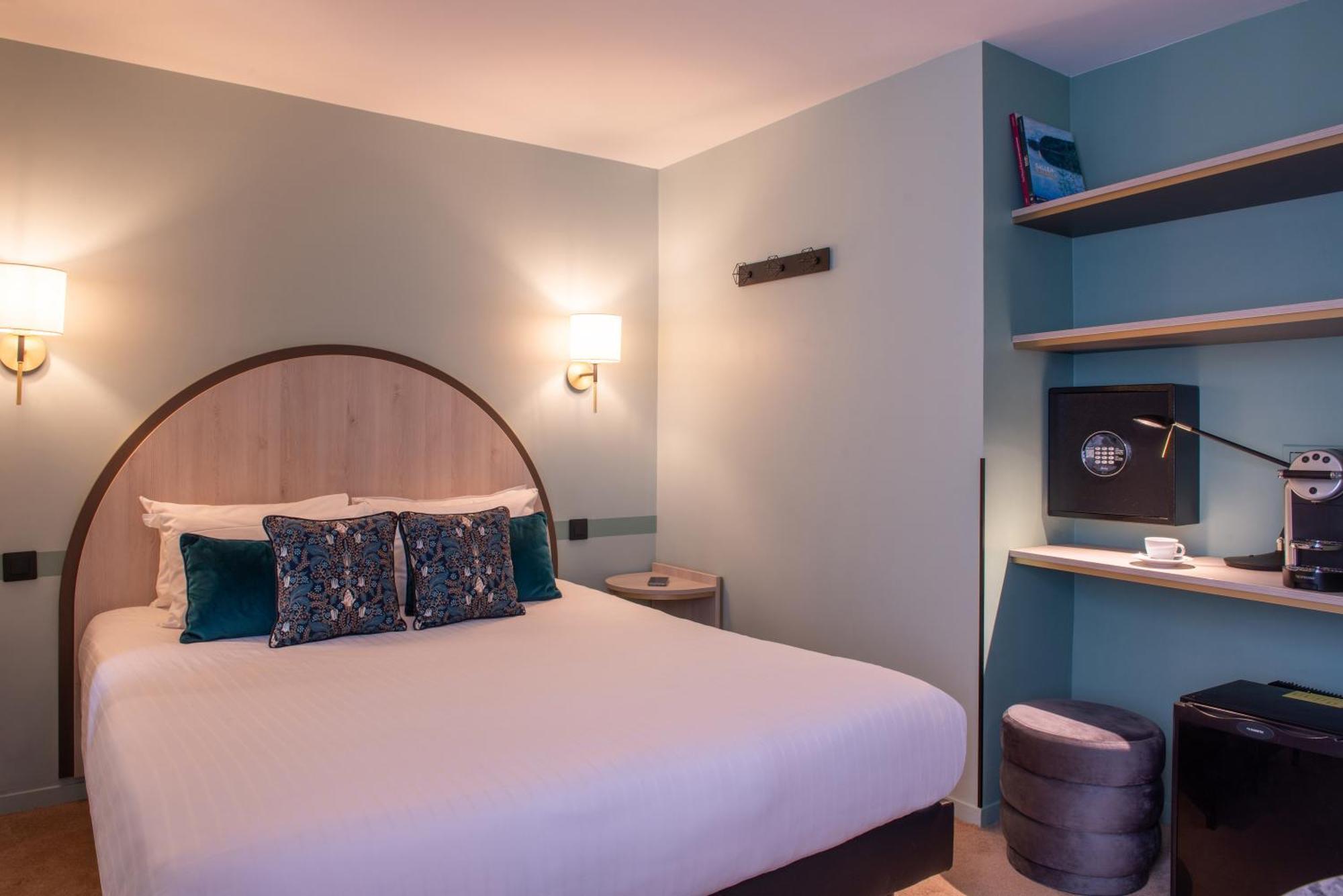 Courtyard Superior Room