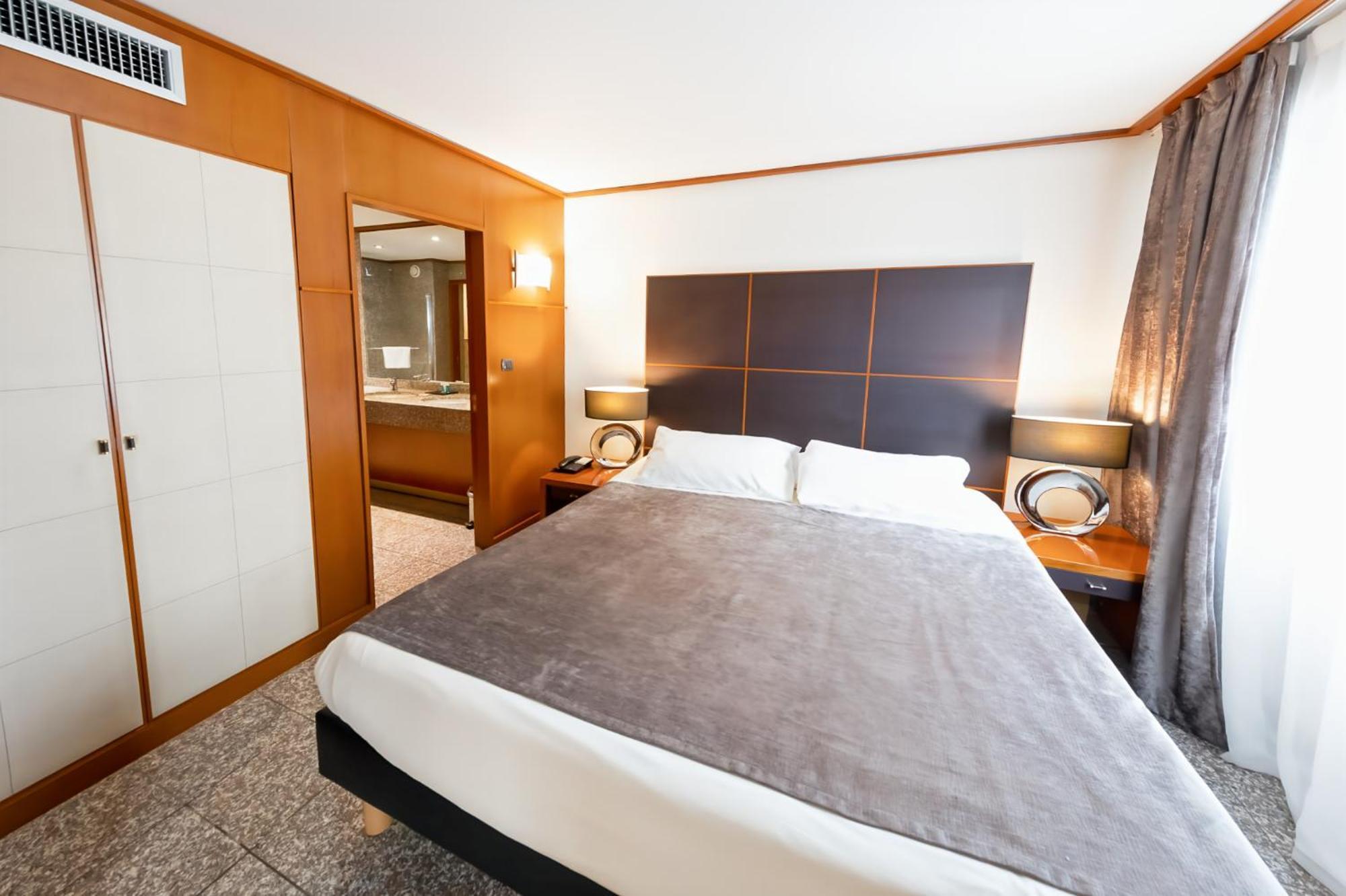 One-Bedroom Apartment 50m²