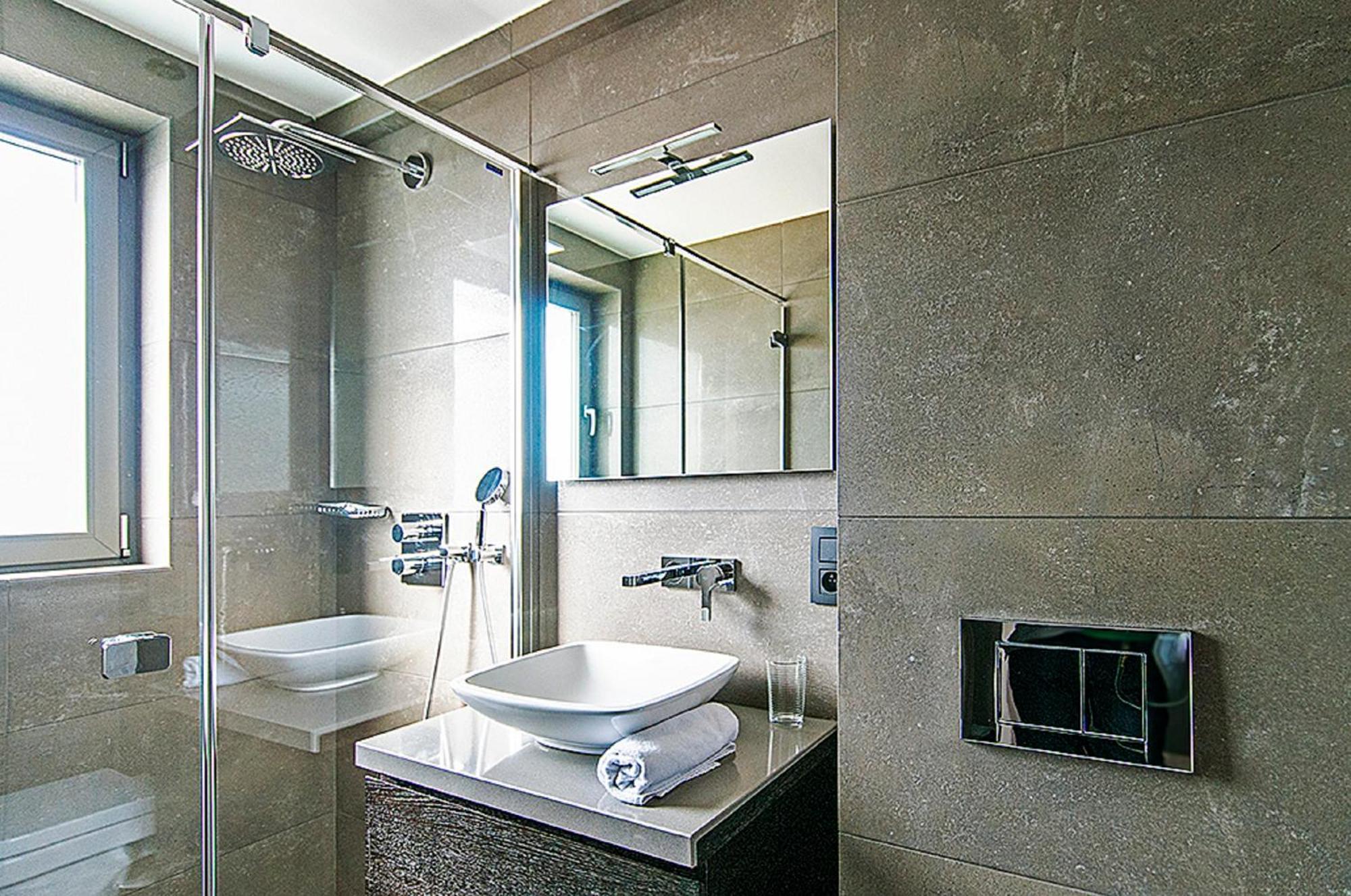 Double Deluxe Kitchenette