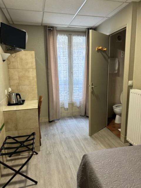Double Room Shower