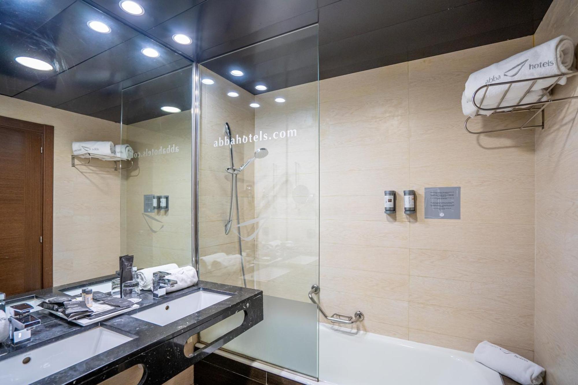 Chambre Double ou Lits Jumeaux (1 Adulte)