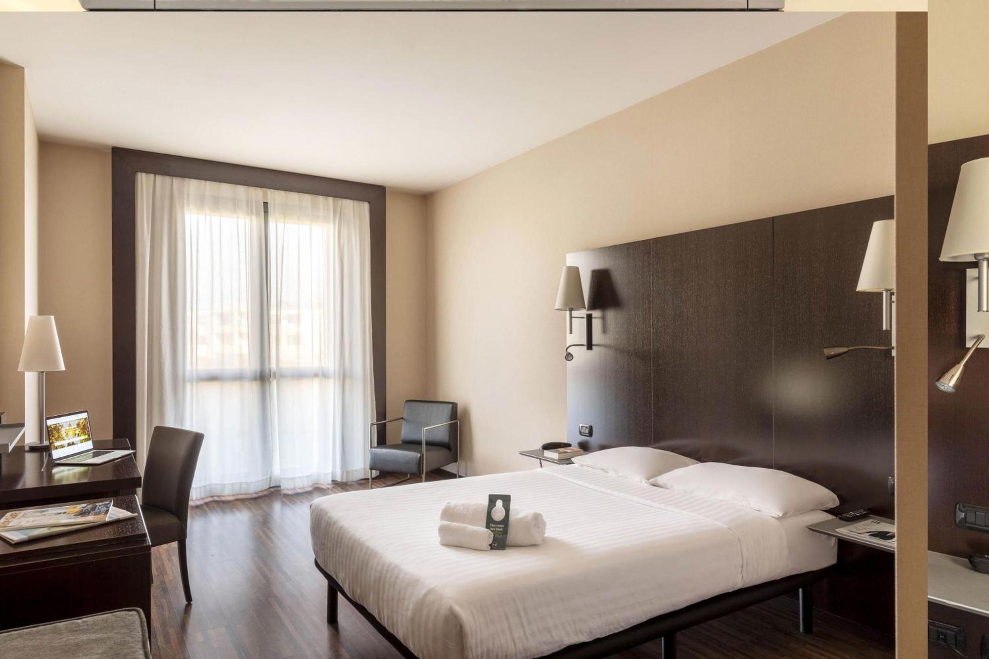 Single Room - Disability Access
