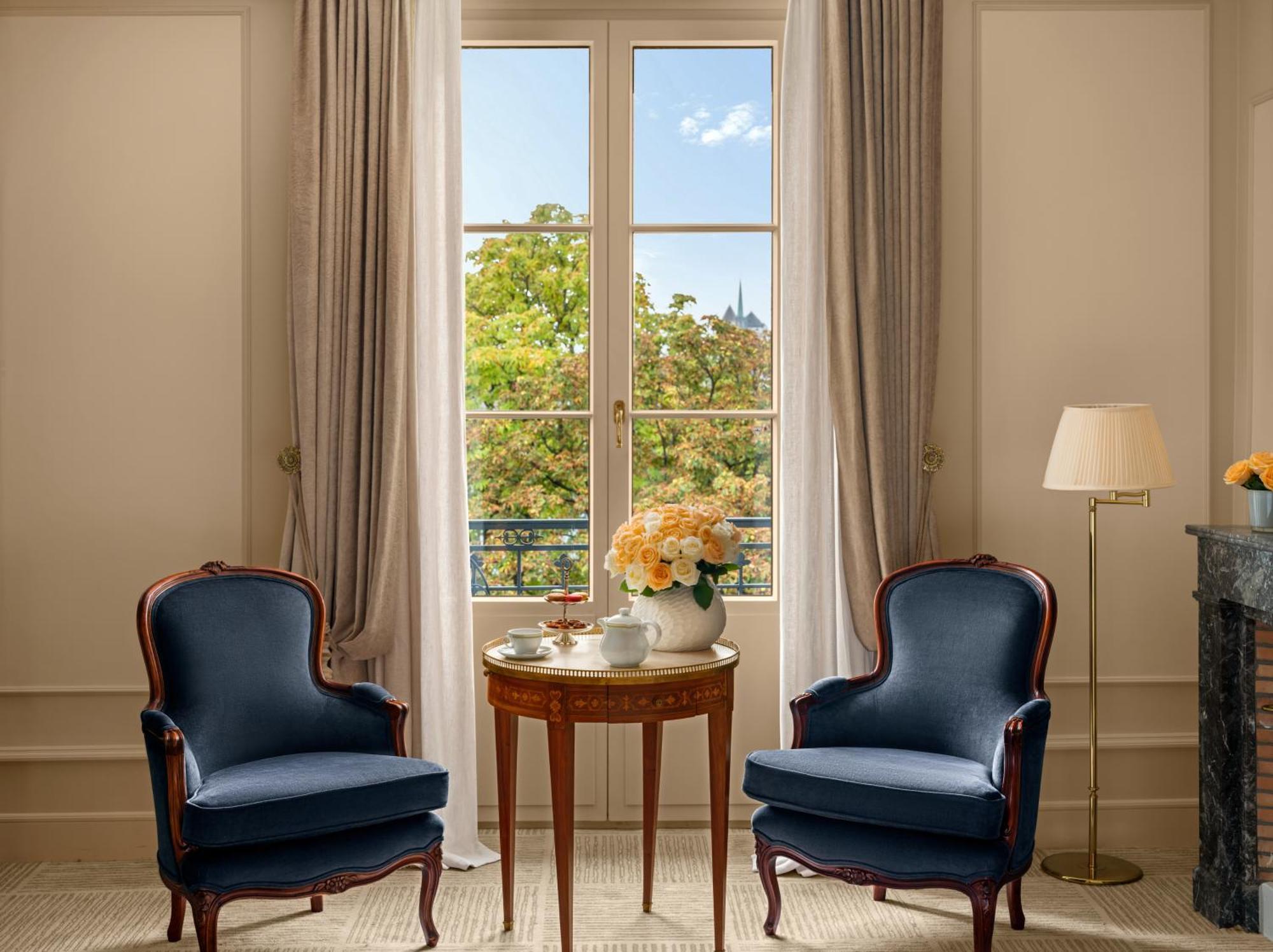 Deluxe Room with Lake View