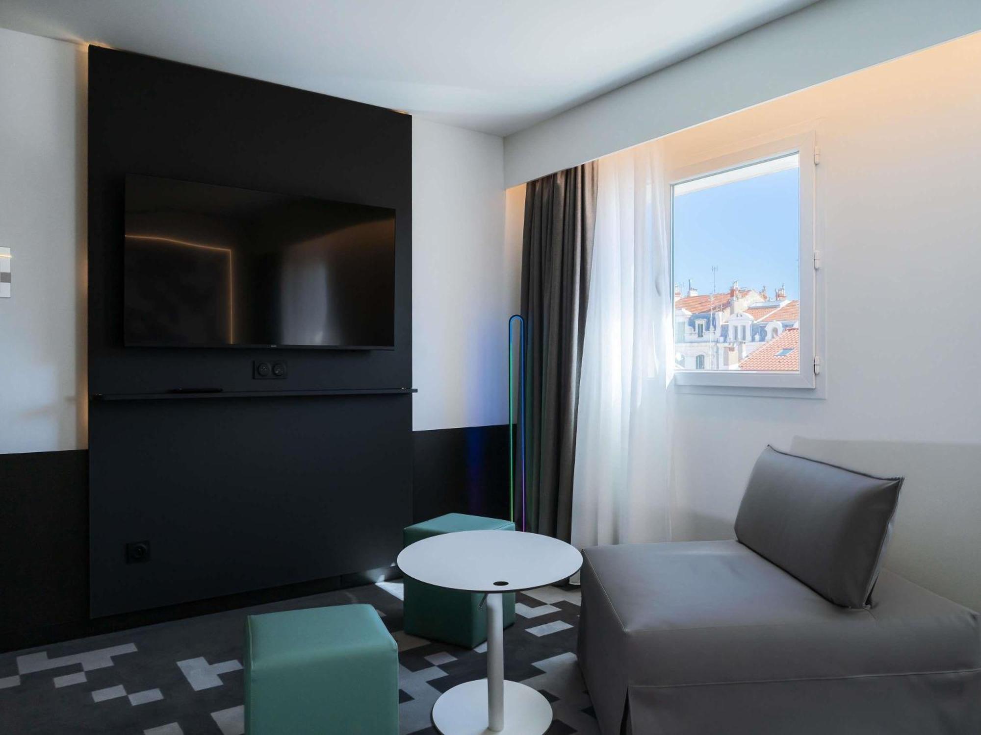 Chambre Lits Jumeaux Standard avec Canapé