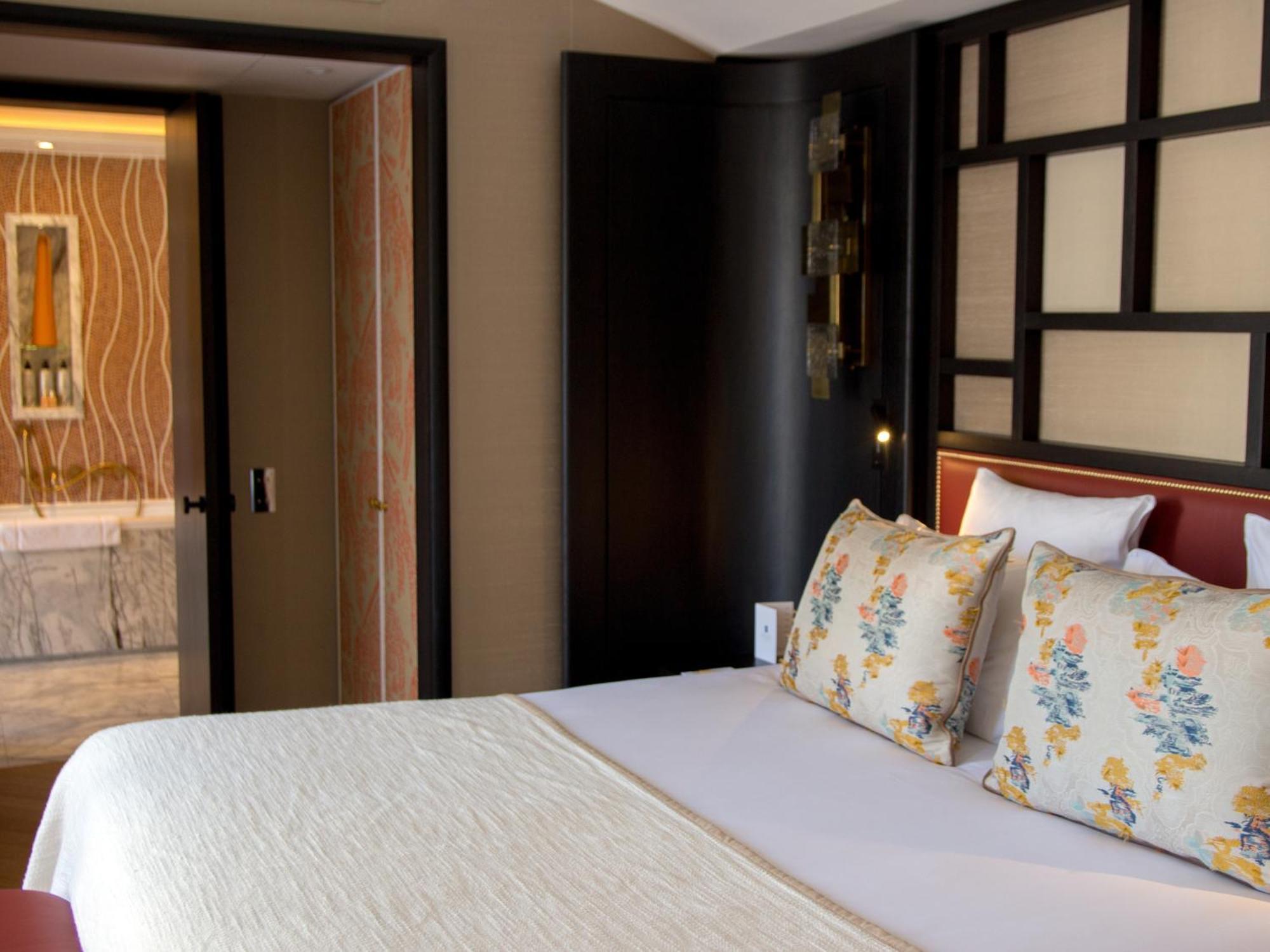 Marquis Suite