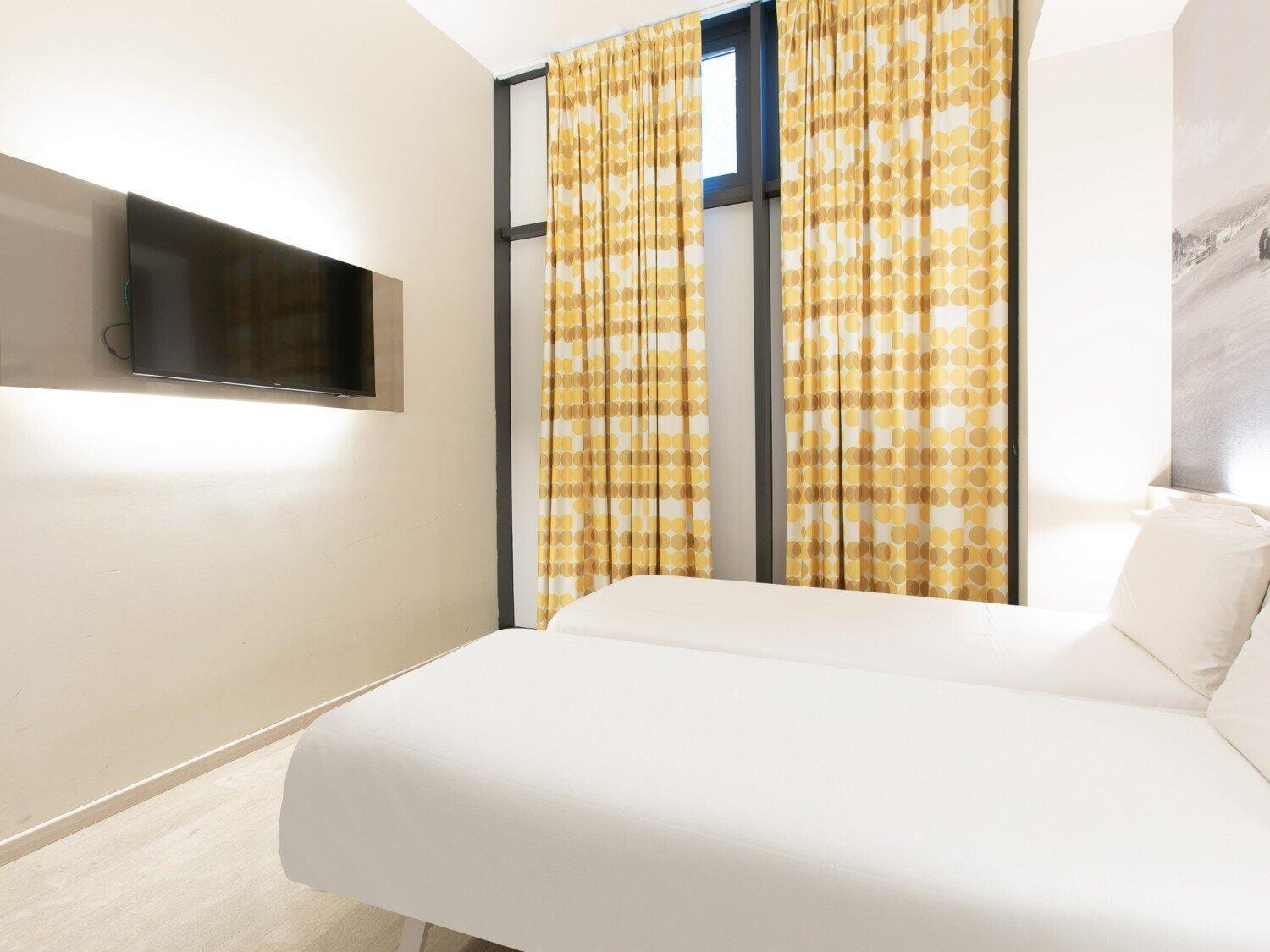 Economy Twin Room