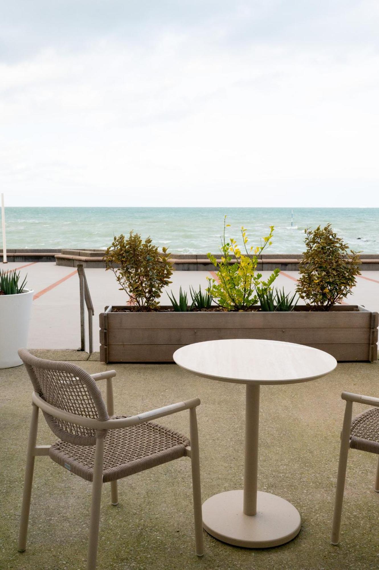 Chambre Double ou Lits Jumeaux avec Terrasse