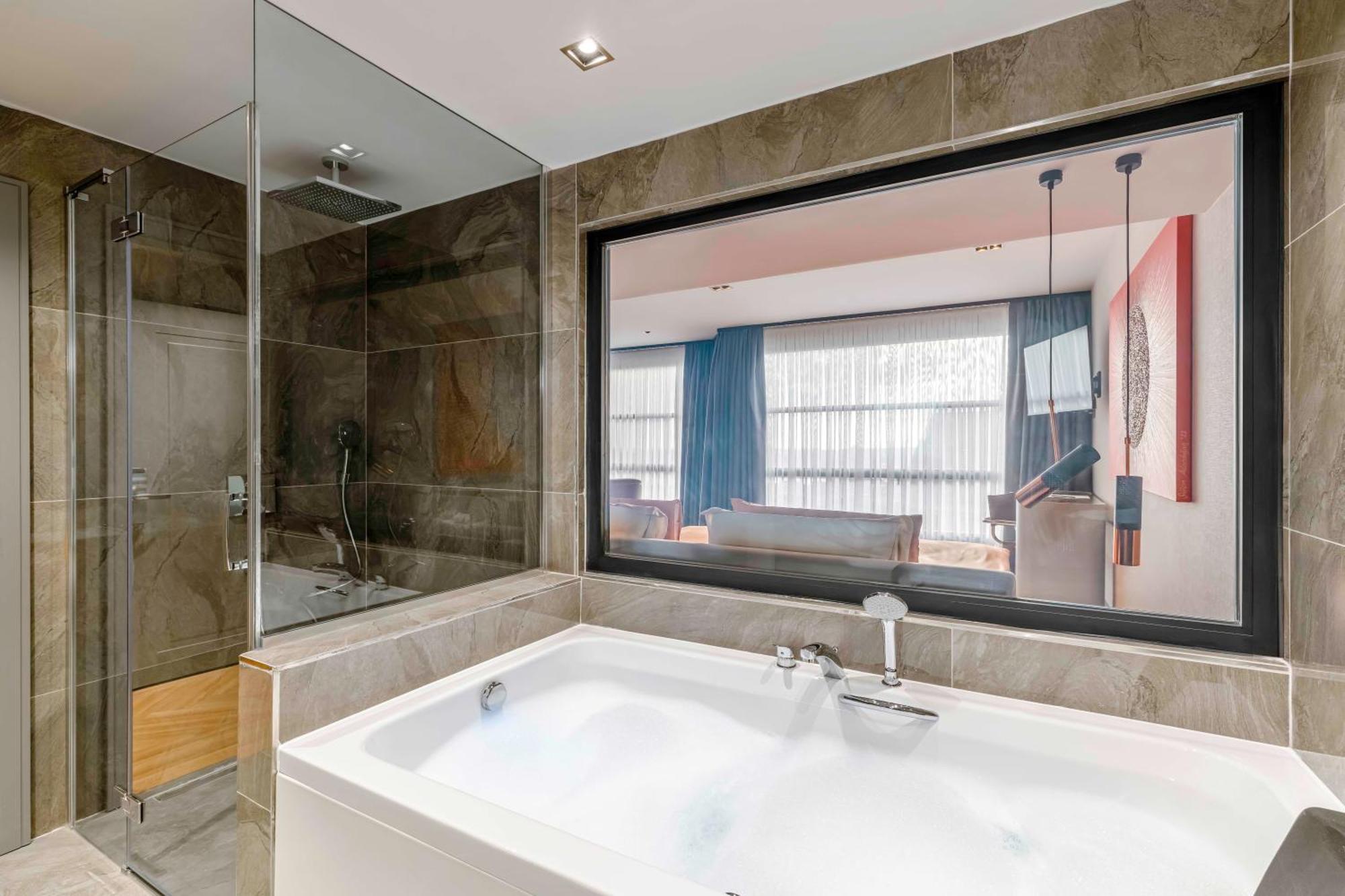 Junior Suite with Sea View,1742629795:JPEG