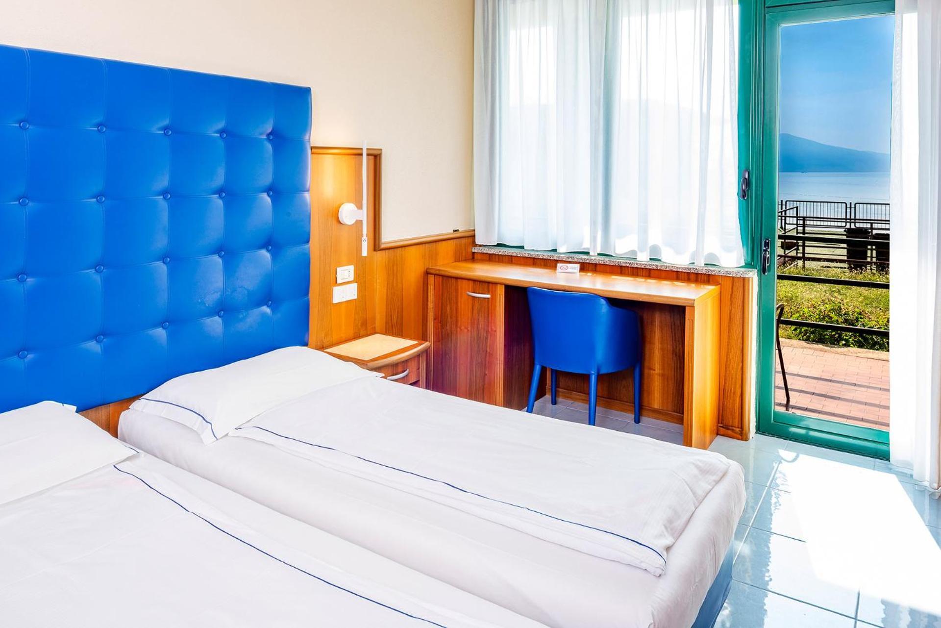 Comfort Twin Room