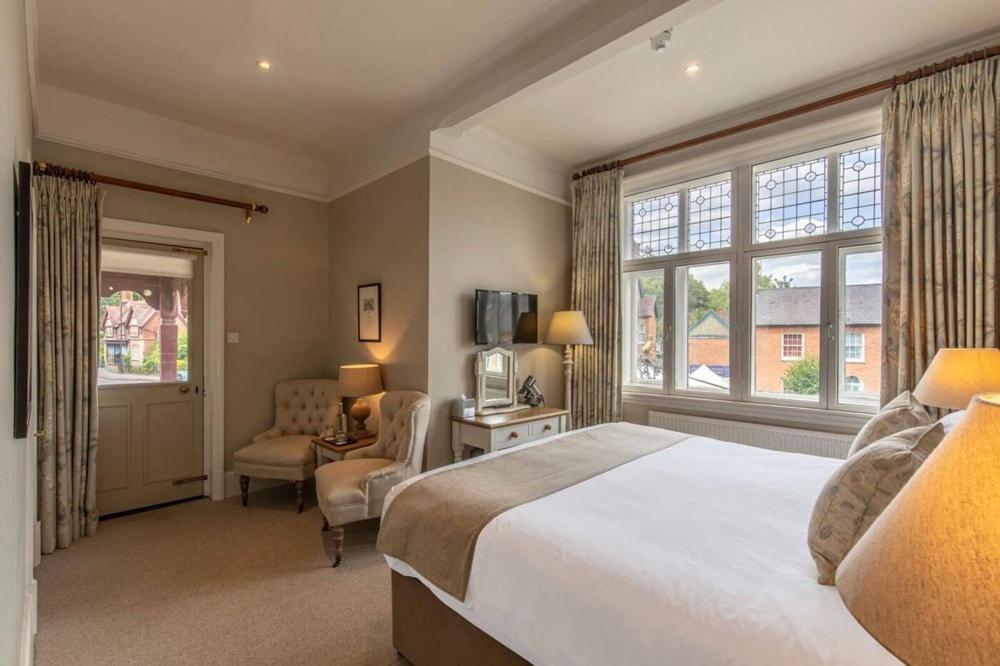 Deluxe Double or Twin Room