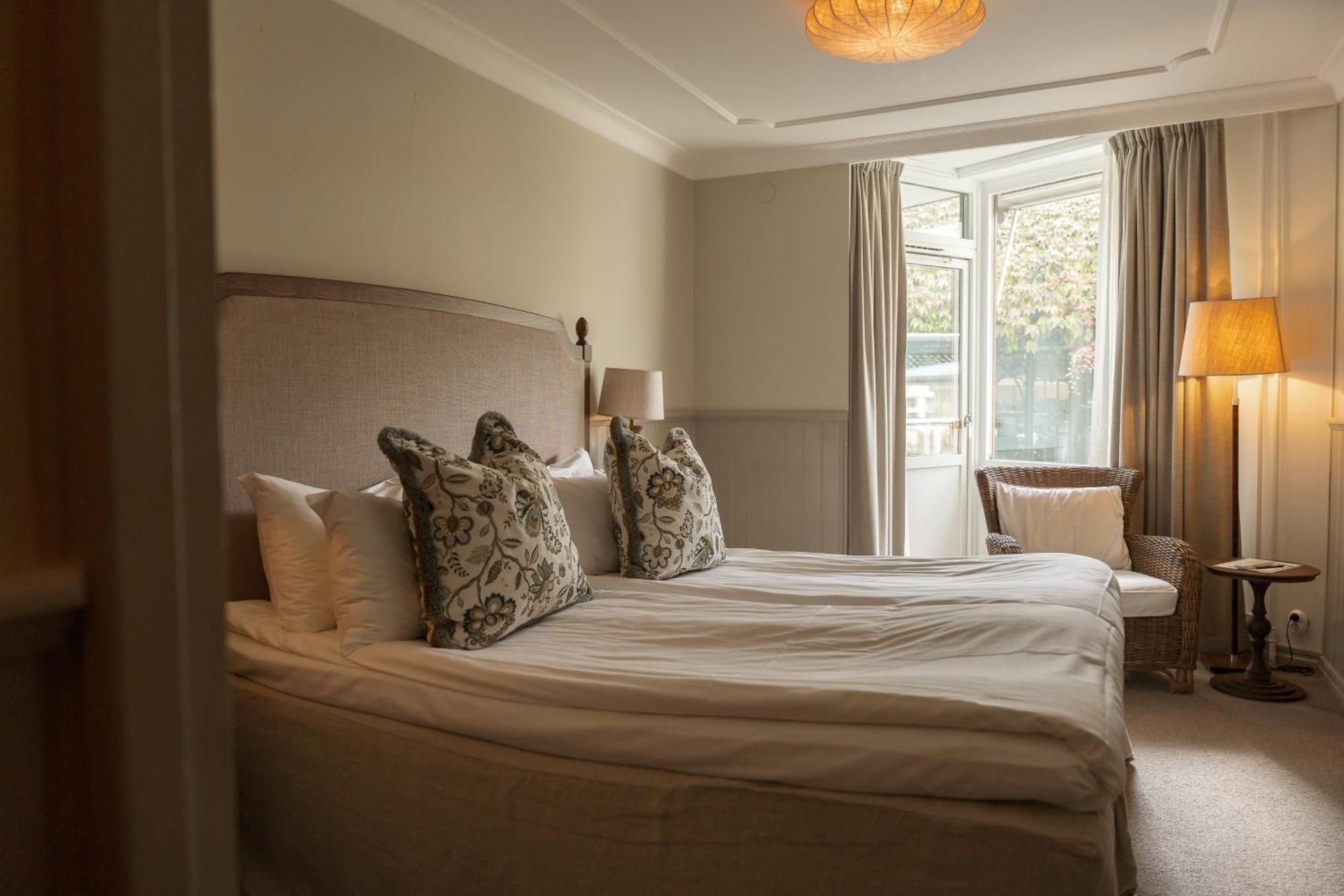 Superior Double or Twin Room,1742636319:JPEG