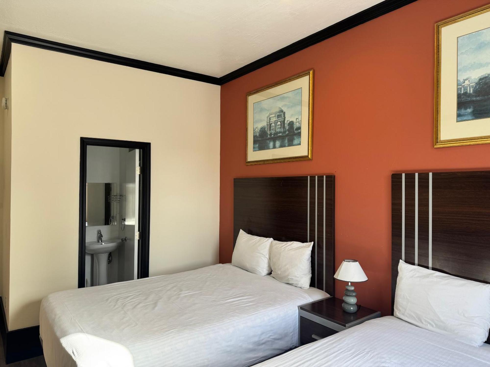 Double Room Two Double Beds Private Bathroom