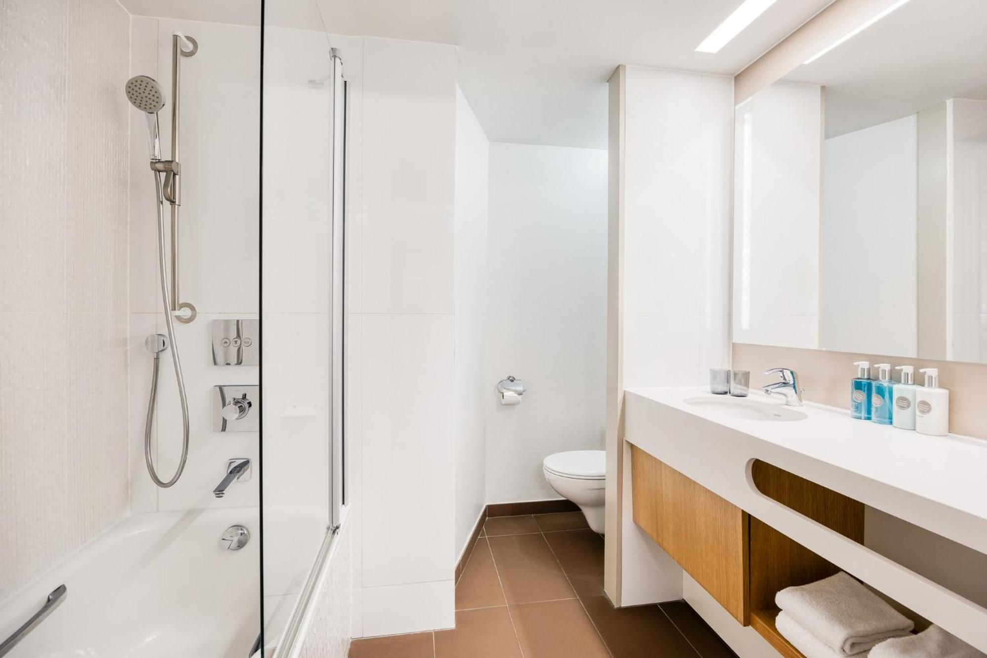 Junior King Suite City View