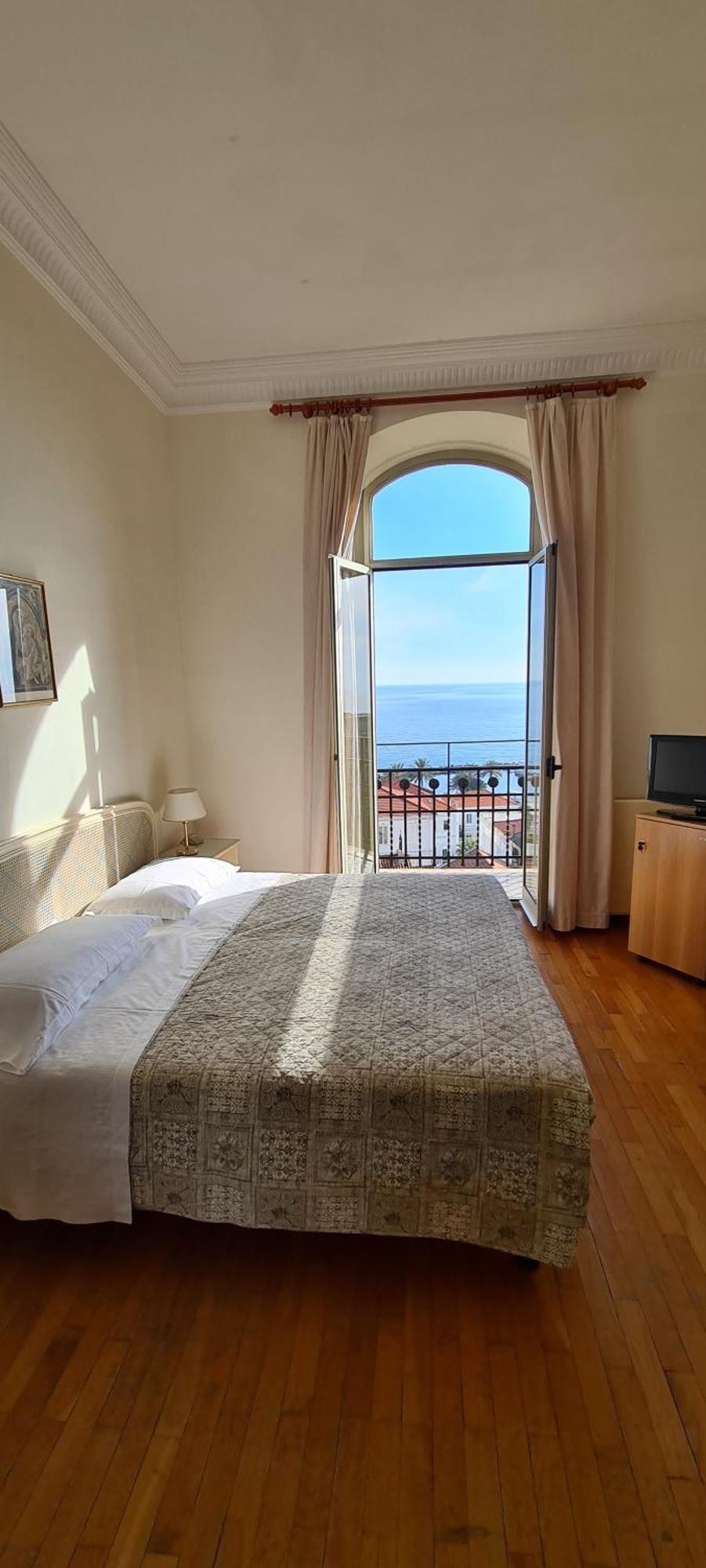 Superior Double or Twin Room with Sea View