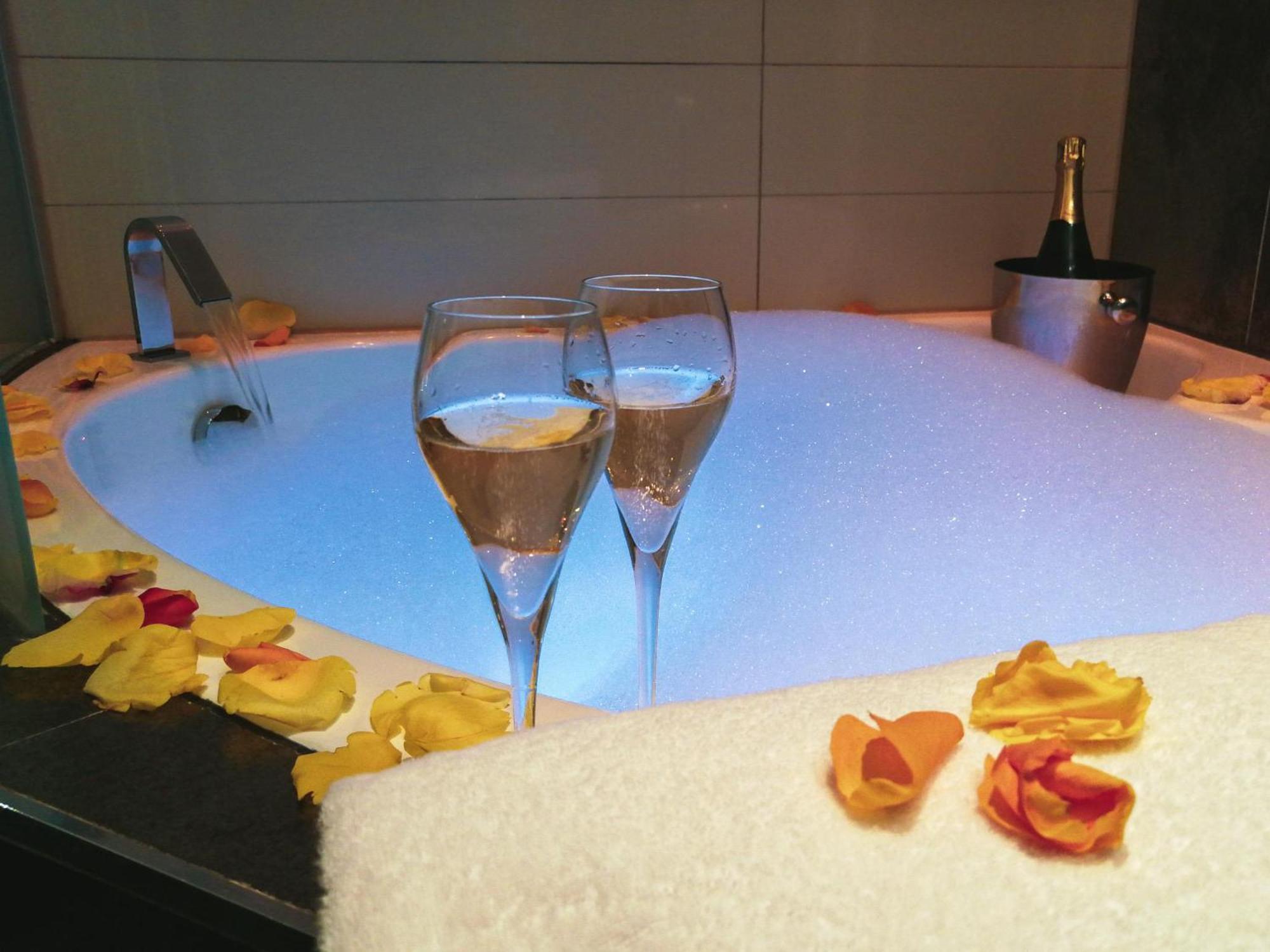 Double Room Trocadéro Jacuzzi