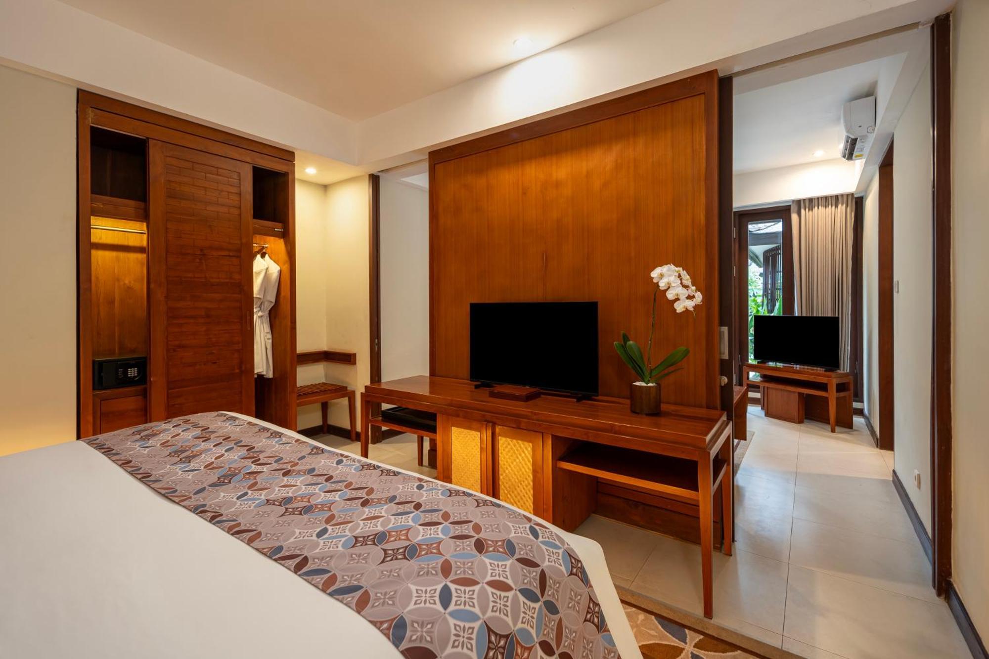One-Bedroom Suite Garden View Afternoon Tea