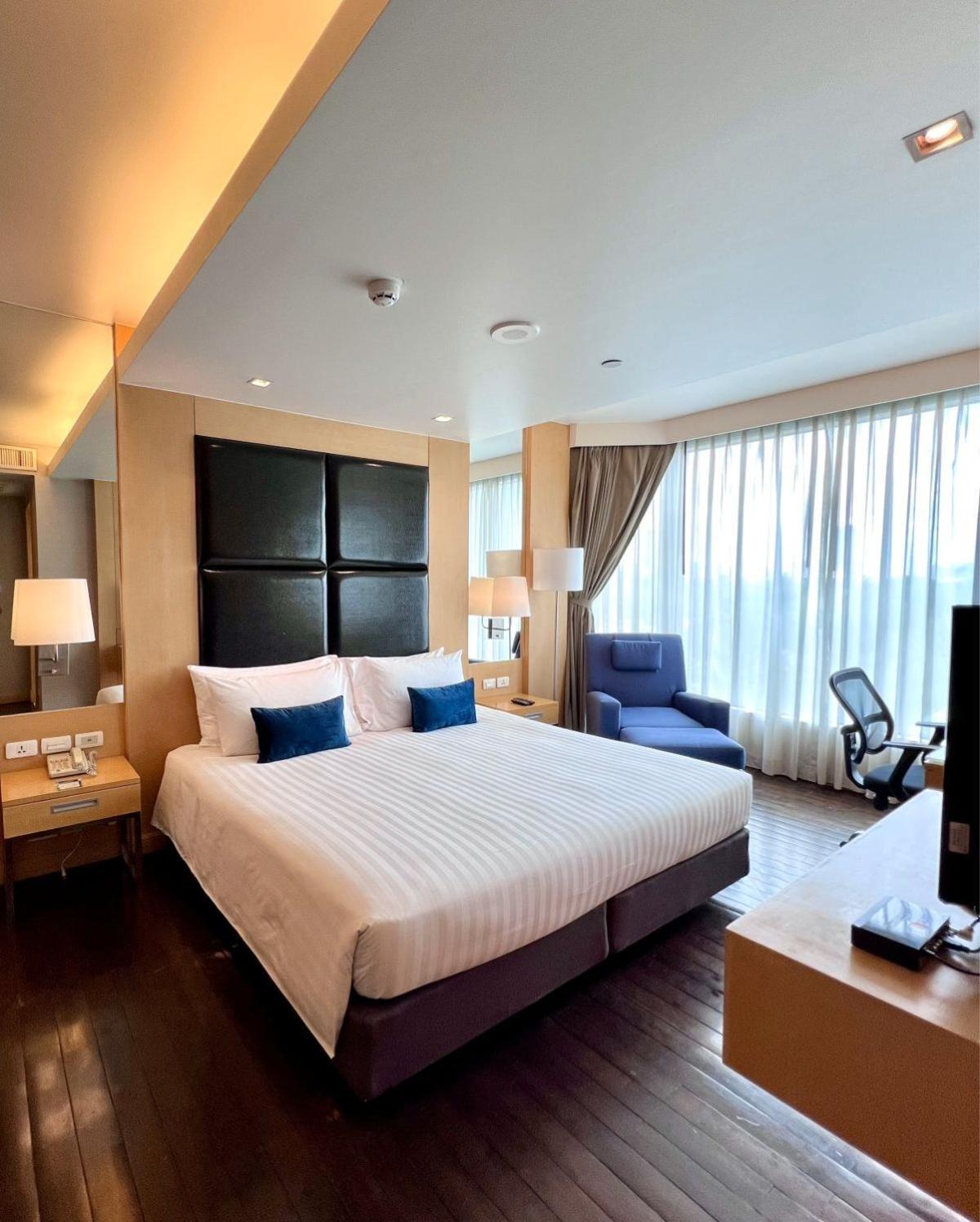 ห้องพรีเมียมสวีทแบบหนึ่งห้องนอน (วิวเมือง)