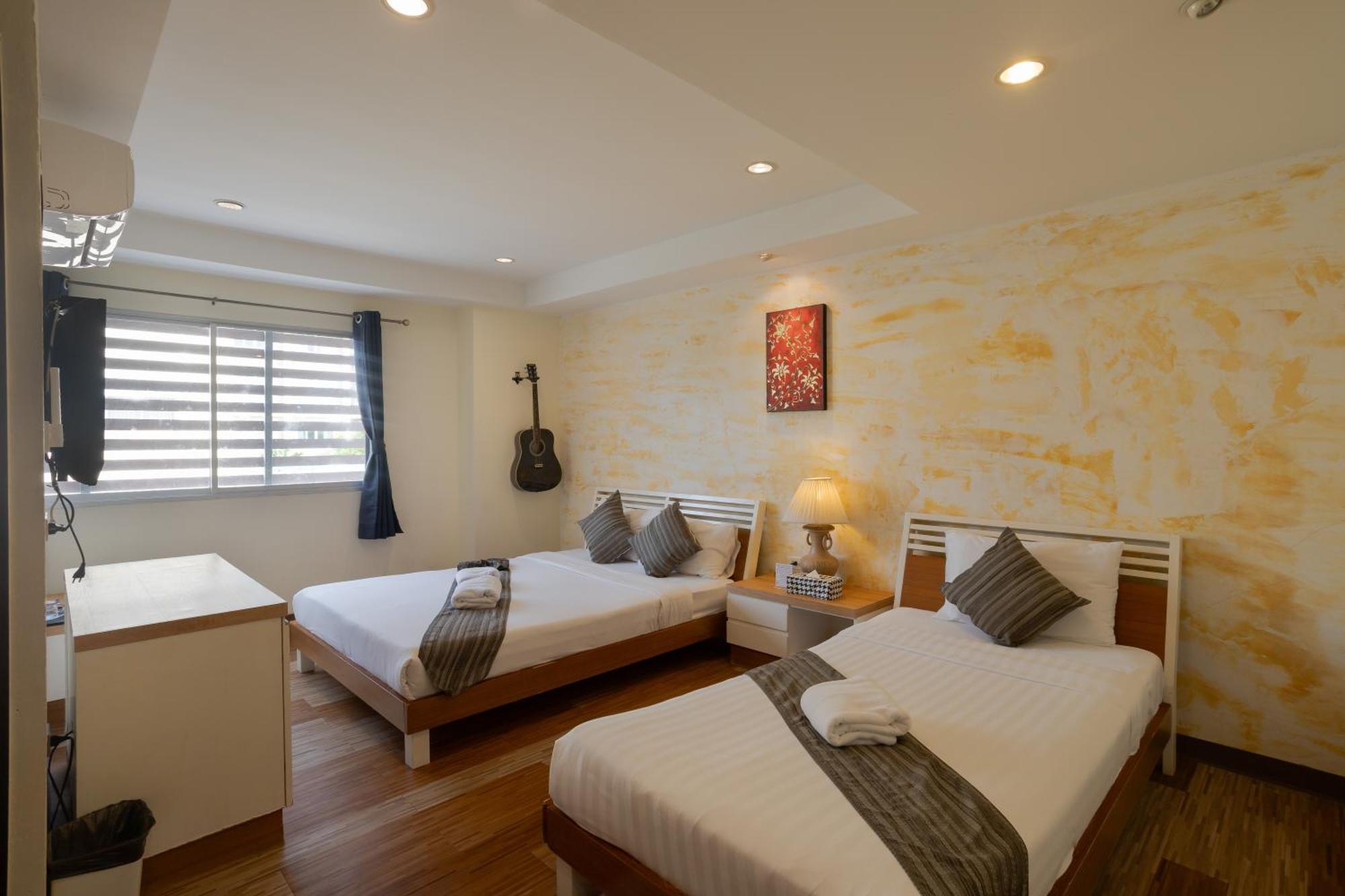 Studio Extra Room