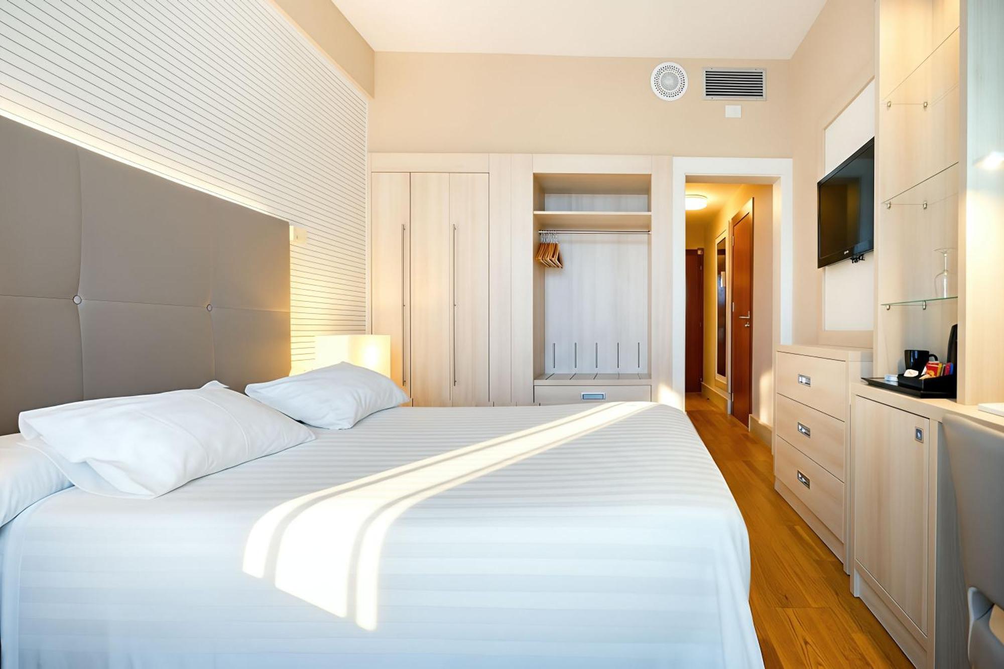 Single Room Spa Acces
