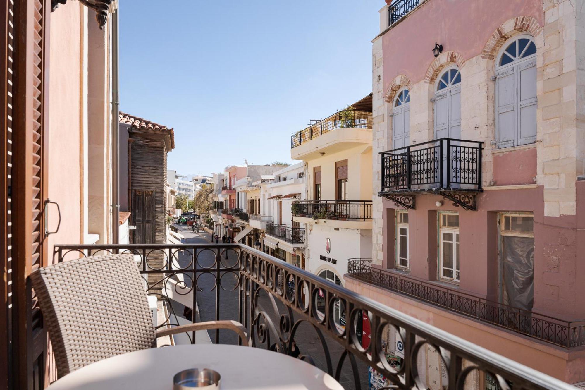 Deluxe Suite with Balcony and City VIew