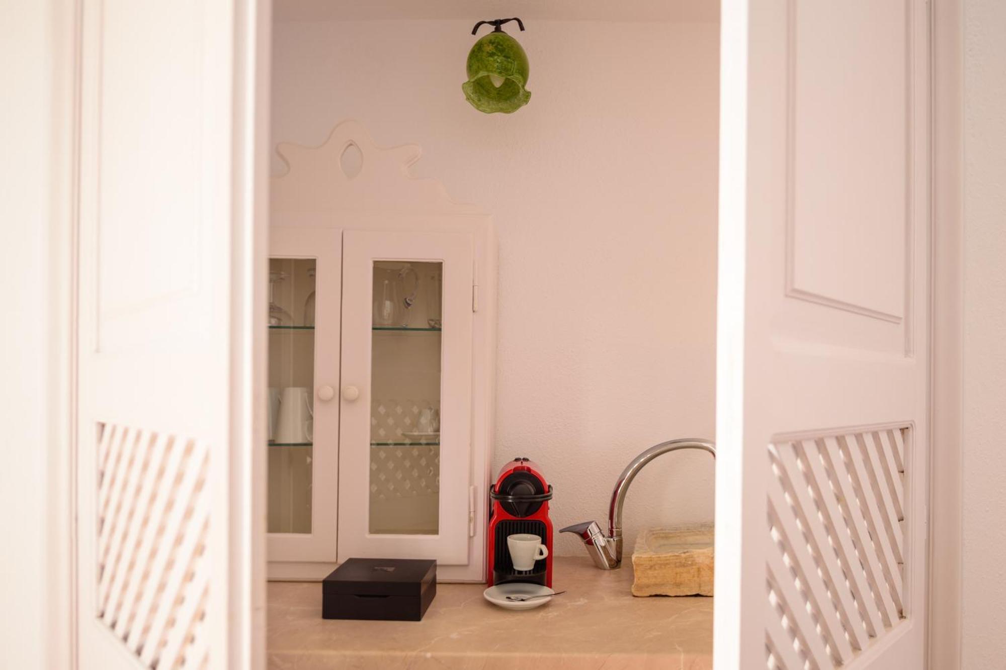 Suite Sénior avec Baignoire spa privée et Vue sur la caldeira
