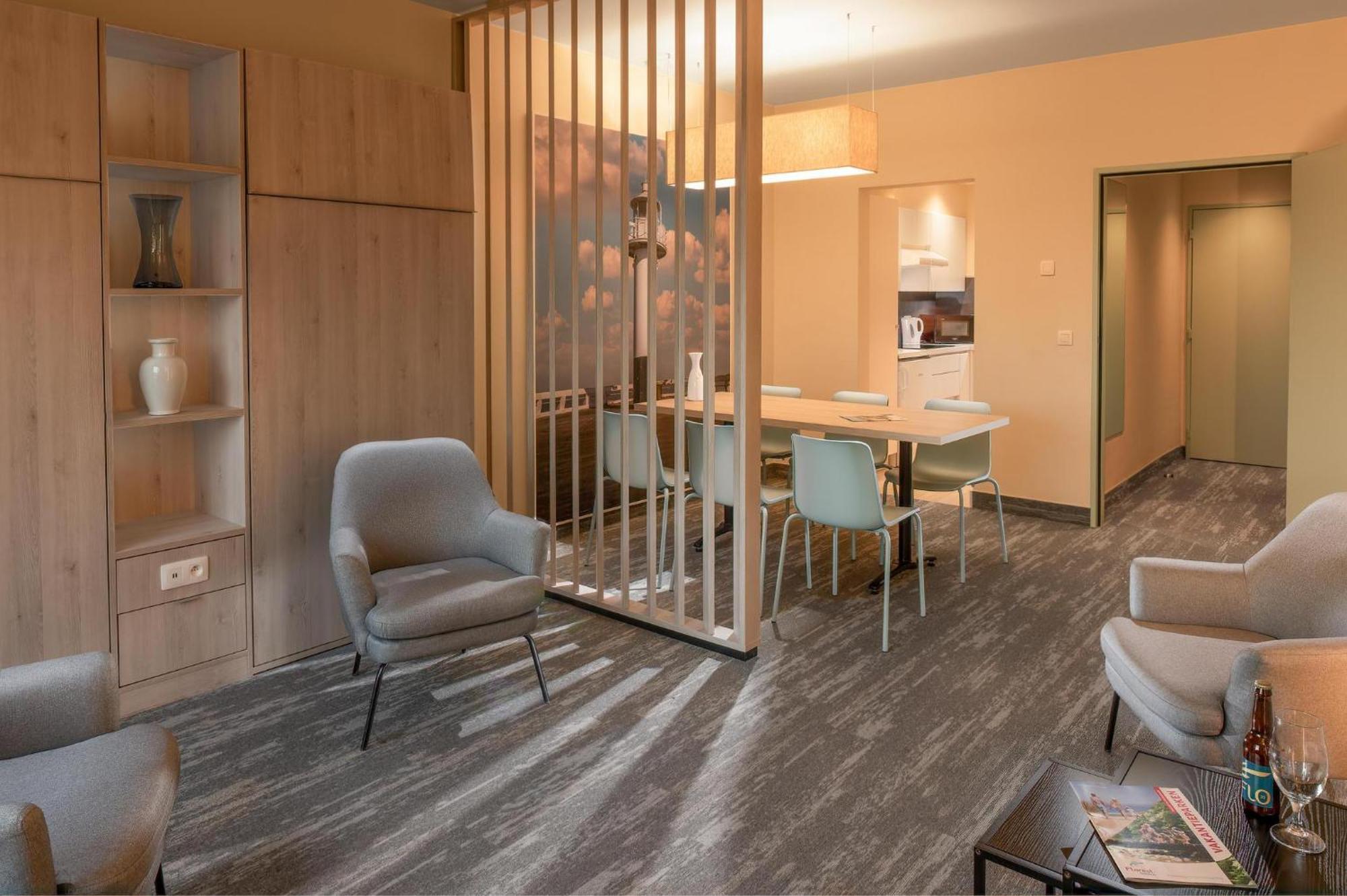 Deluxe Apartment