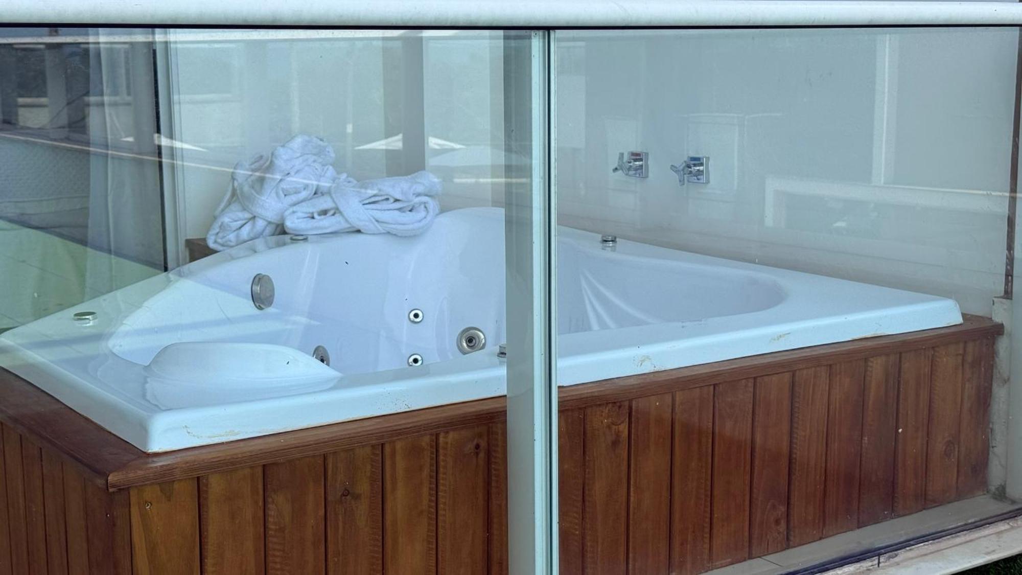 King Suite with Spa Bath