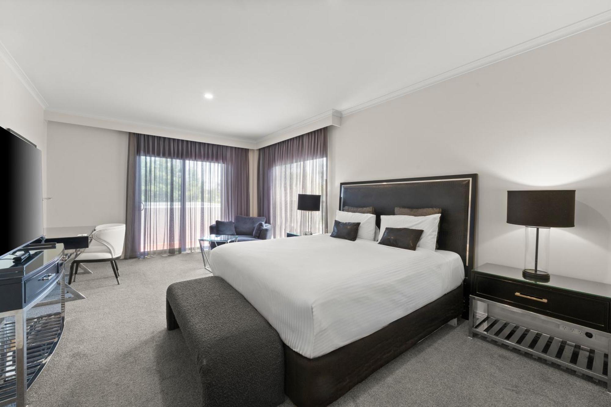 Executive King Room
