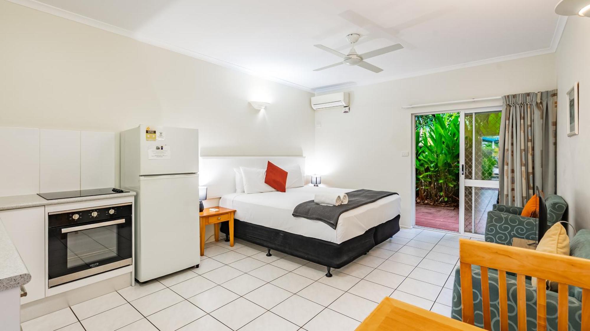 Studio Apartment