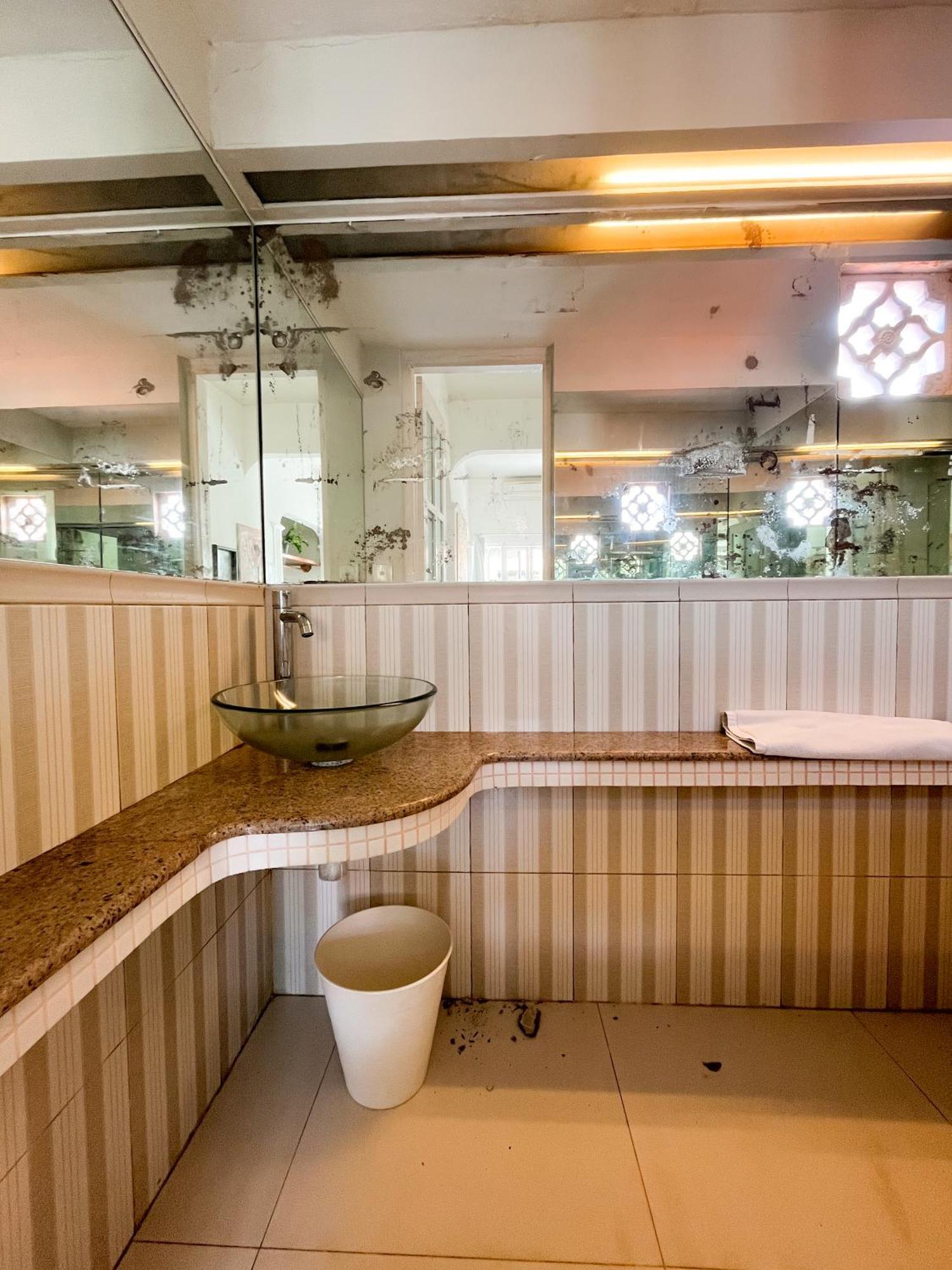 Suite with Garden View