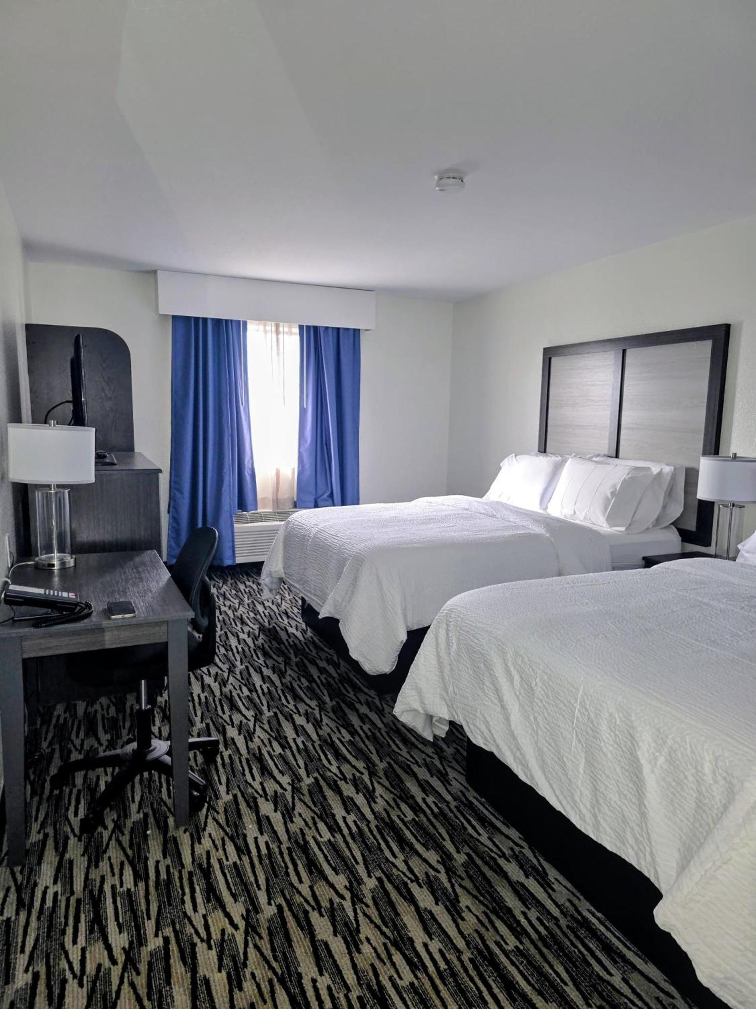 Standard Room with Two Queen Beds