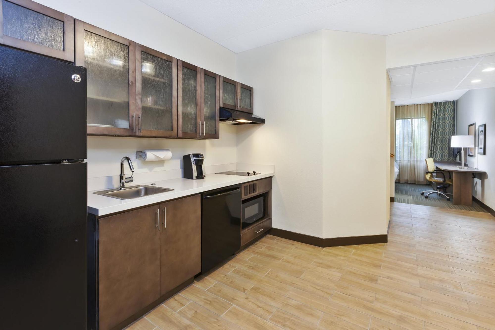 Queen Studio Suite