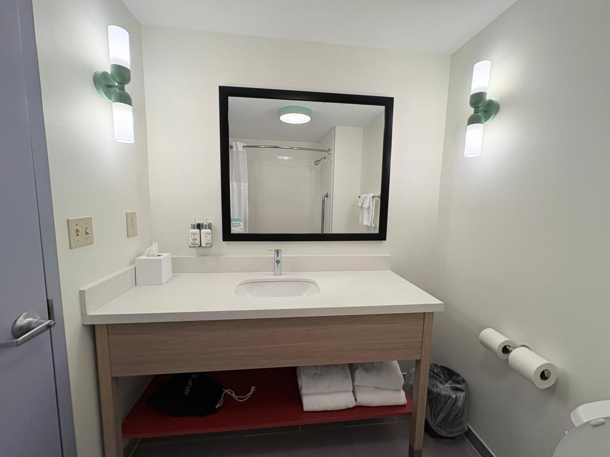 Standard Room,1742728139:JPEG