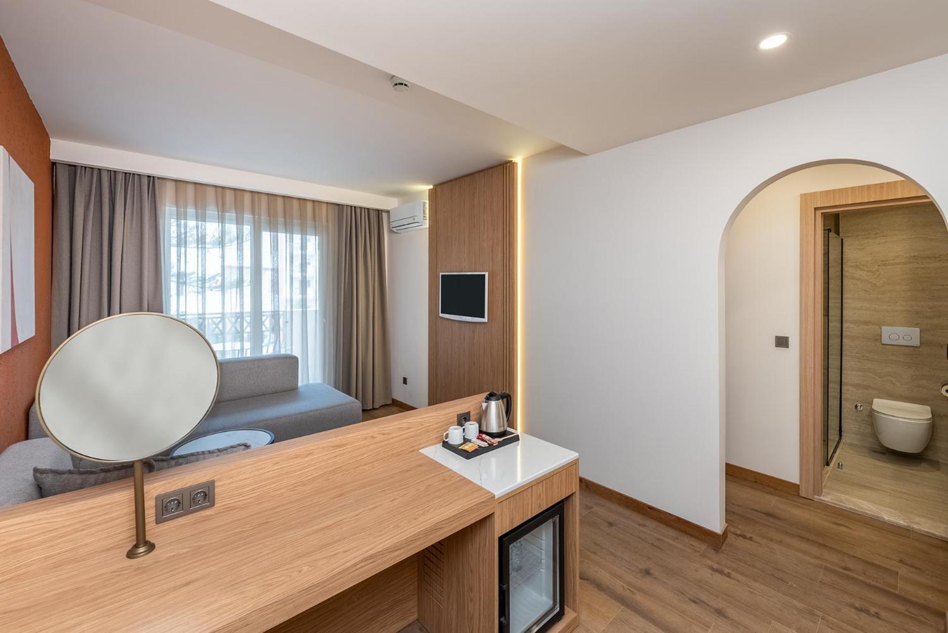 Suite Garden View,1742729718:JPEG