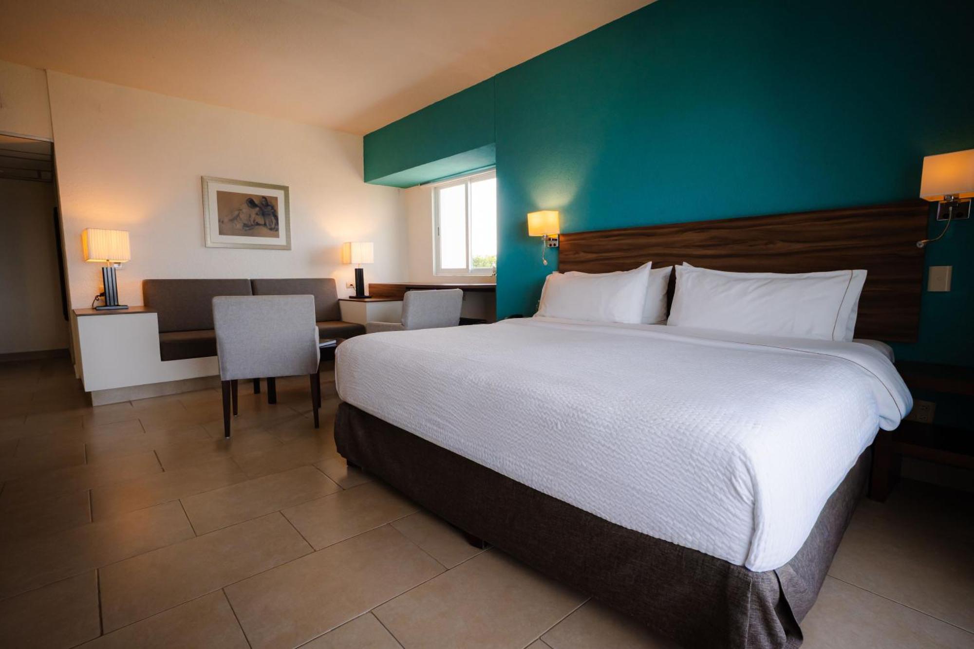 King Suite with Sea View