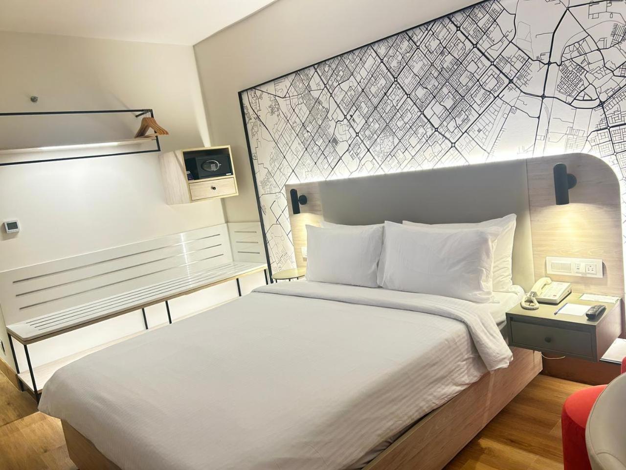 Deluxe Room 1 Double Bed