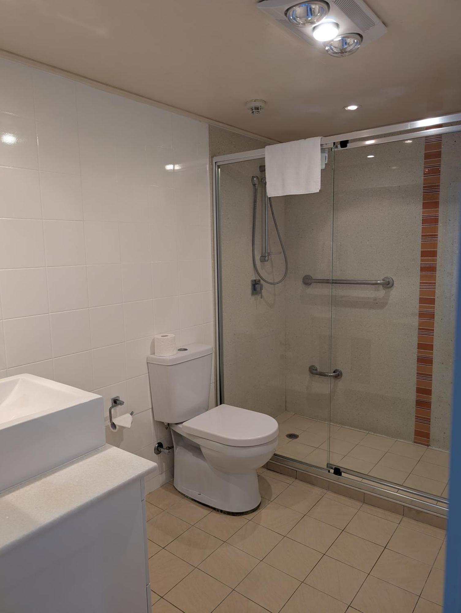 Three-Bedroom Apartment with Ocean View