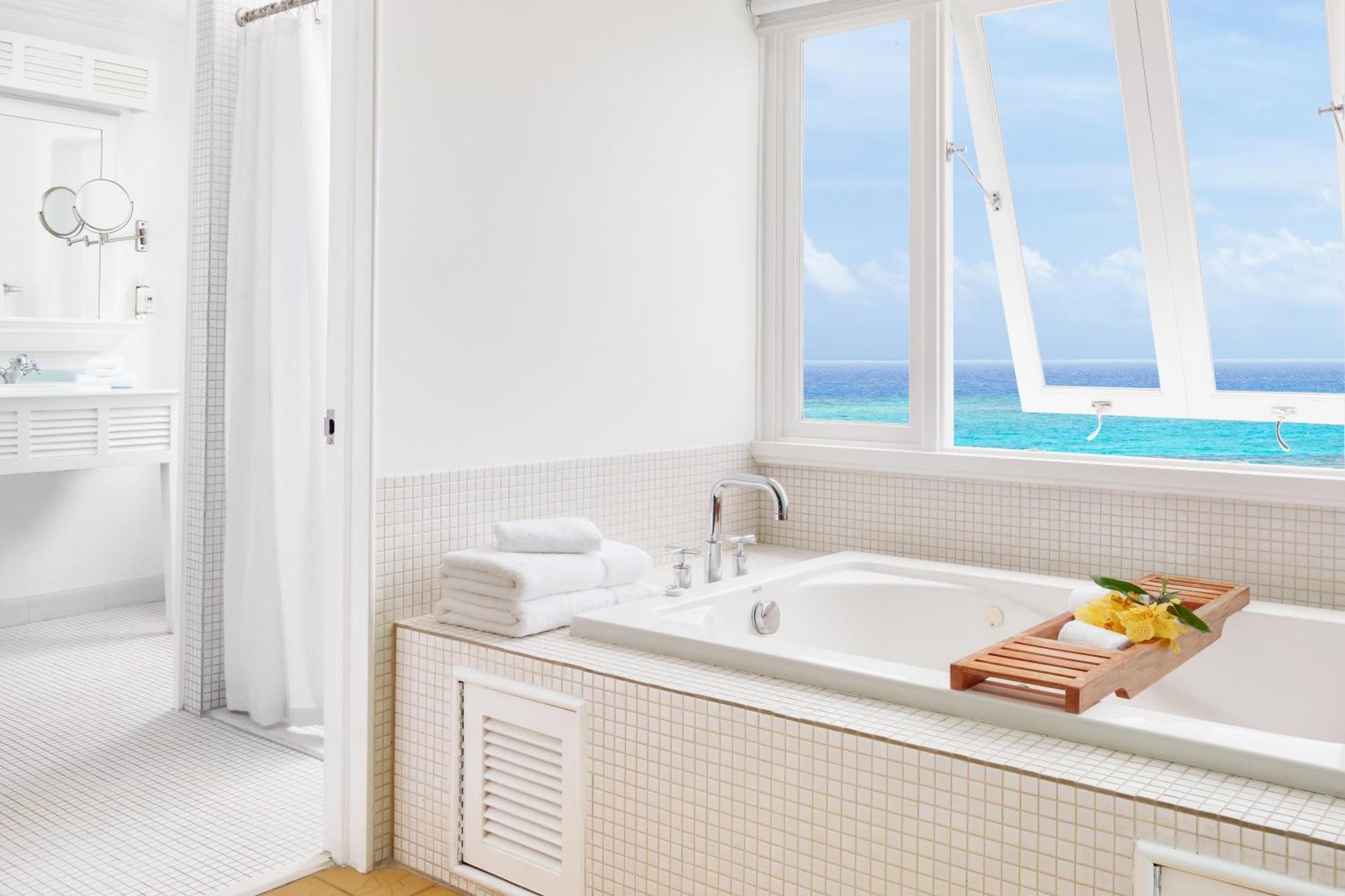 One Bedroom Ocean Suite