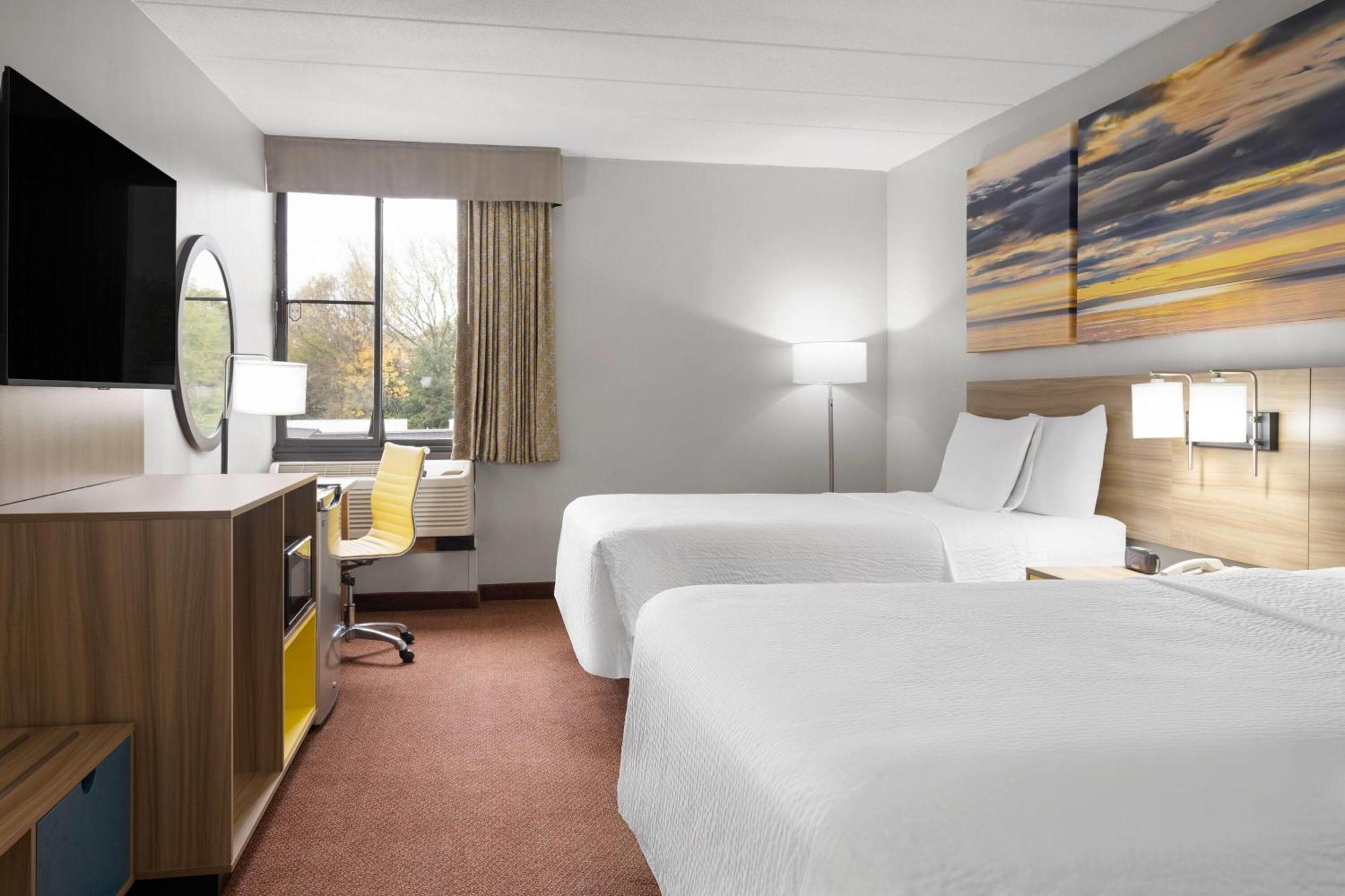 Double Room Two Double Beds Smoking