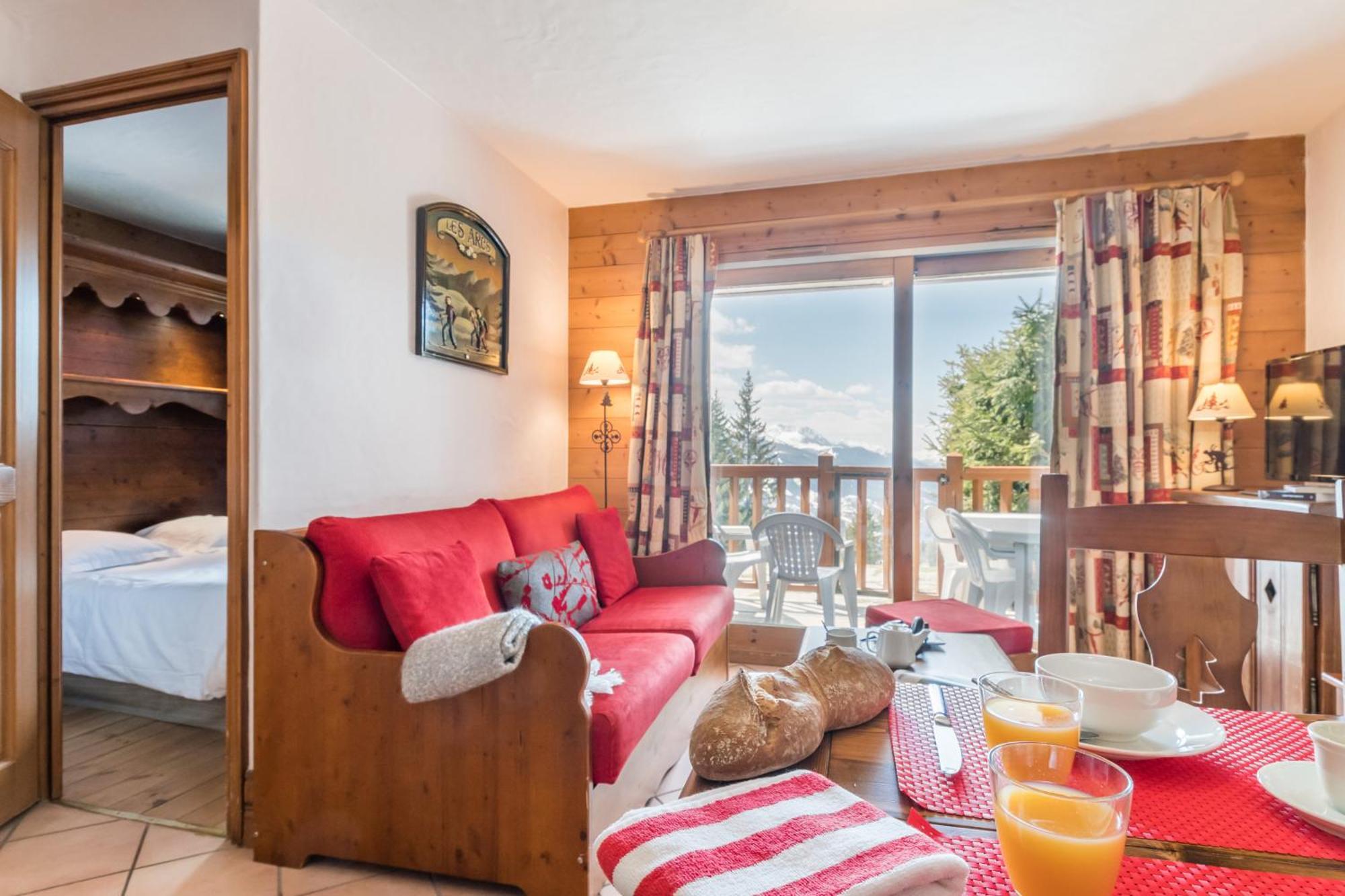 Appartement 1 Chambre avec Coin Nuit en Alcôve et Balcon (5 Personnes)