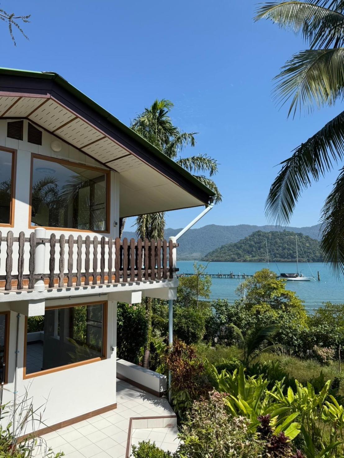 Apartment mit Meerblick
