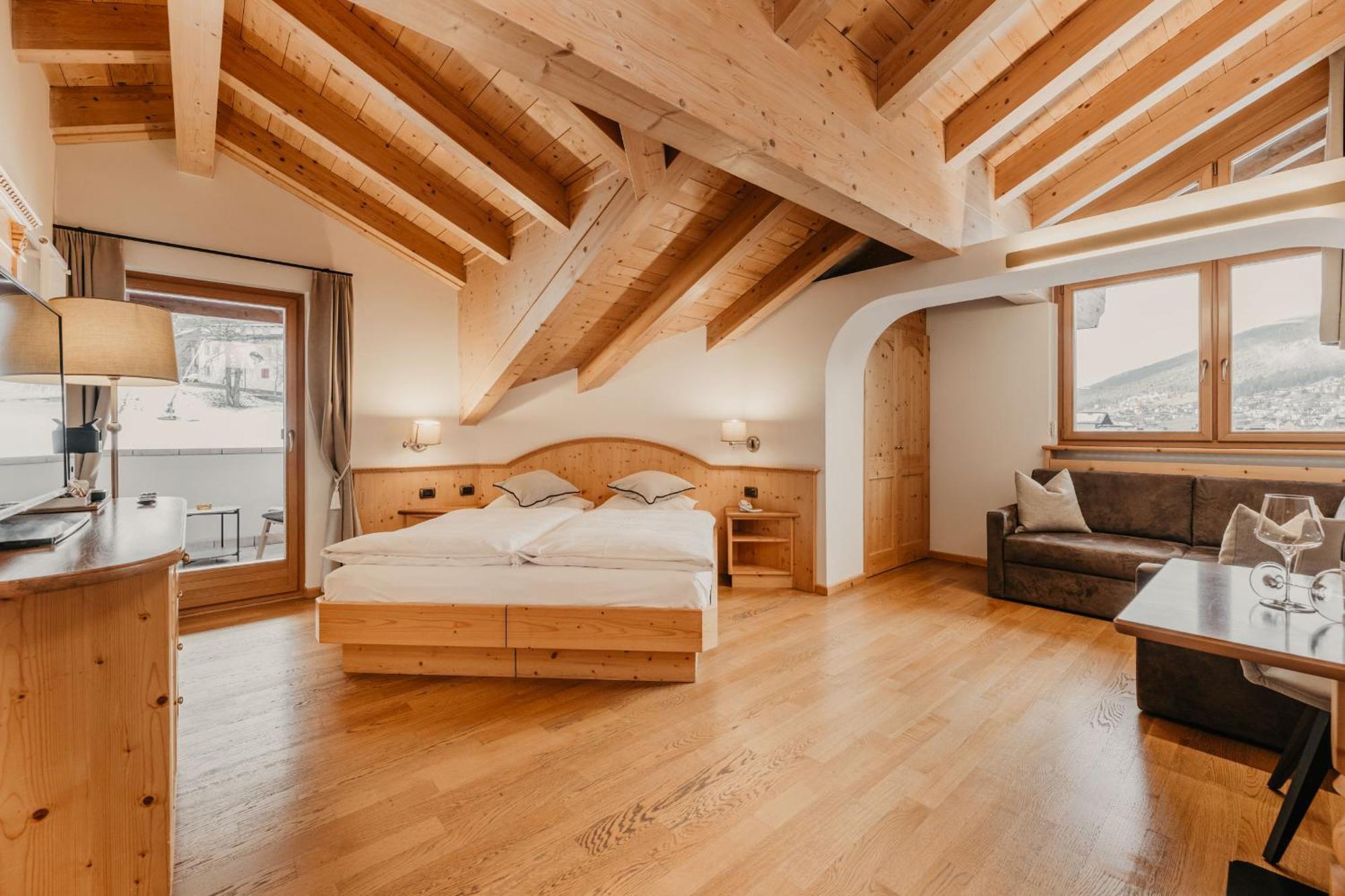 Chambre Double ou Lits Jumeaux Mansardée