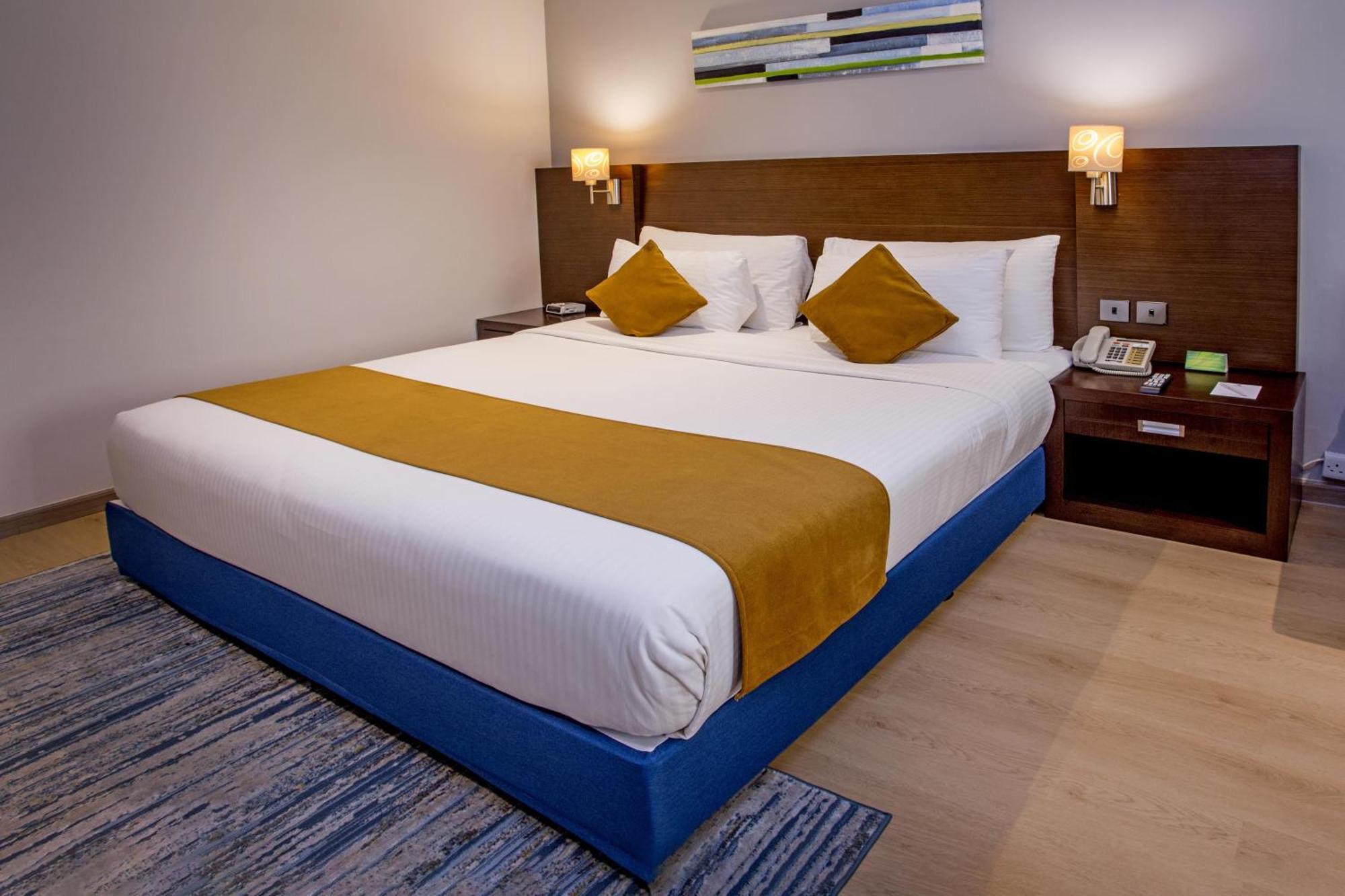 Superior King Room