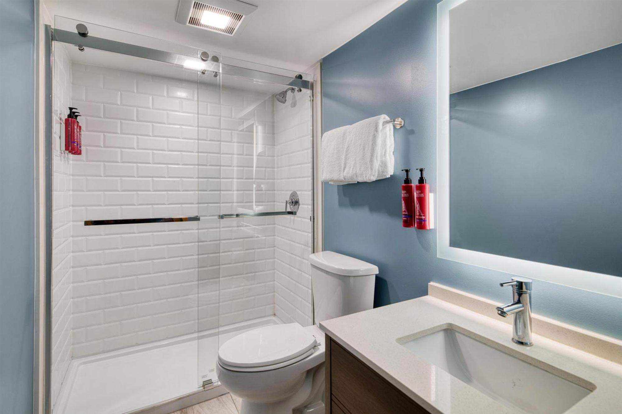 Double Room with Two Double Beds - Non-Smoking