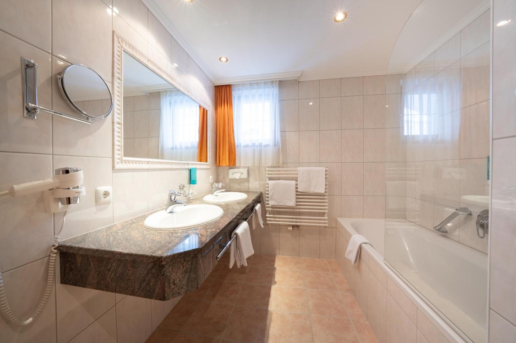 Deluxe Double Room Balcony