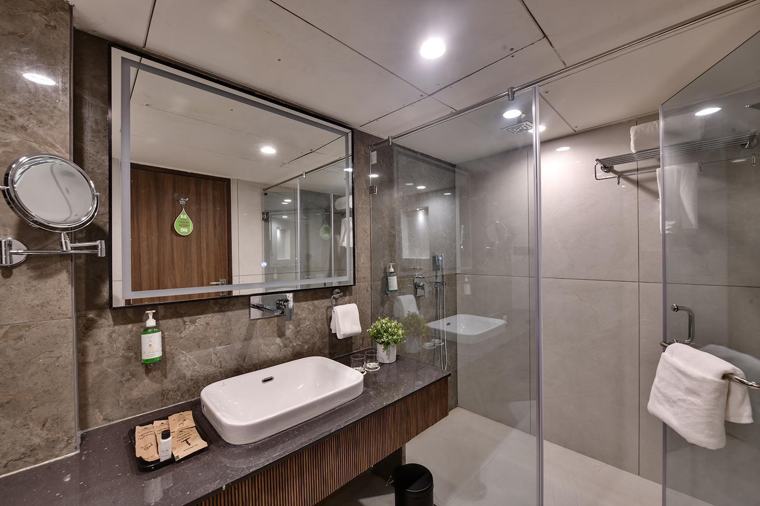 Standard King Room
